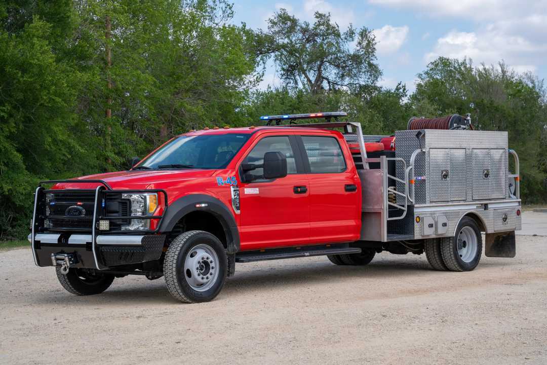 2017 Ford F-450 4x4 Brush Truck