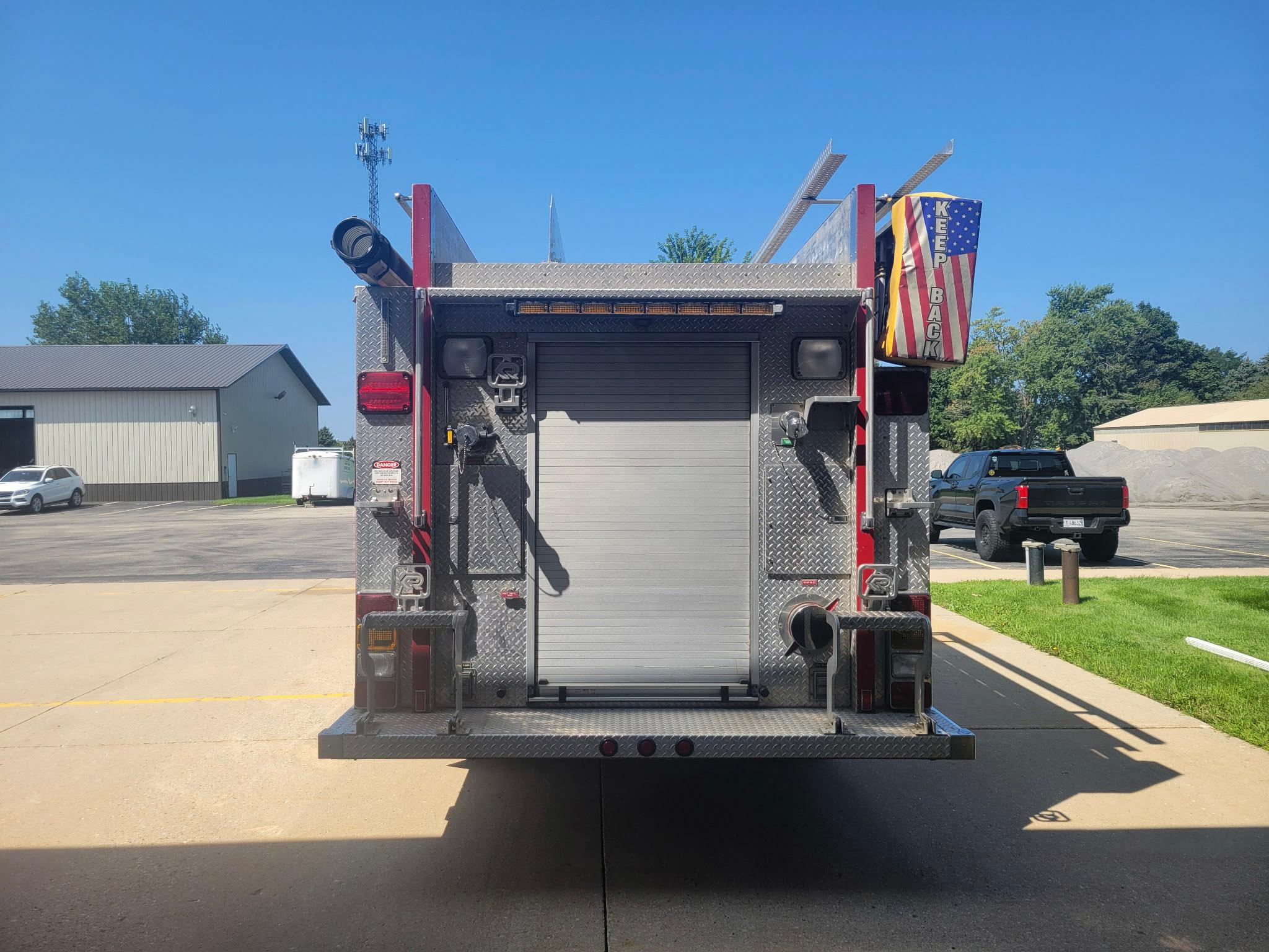 2006 Rosenbauer Spartan Pumper Tanker - image 8