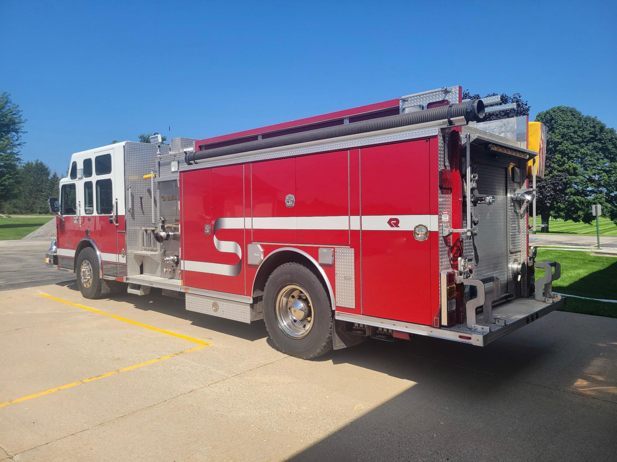 2006 Rosenbauer Spartan Pumper Tanker - image 6