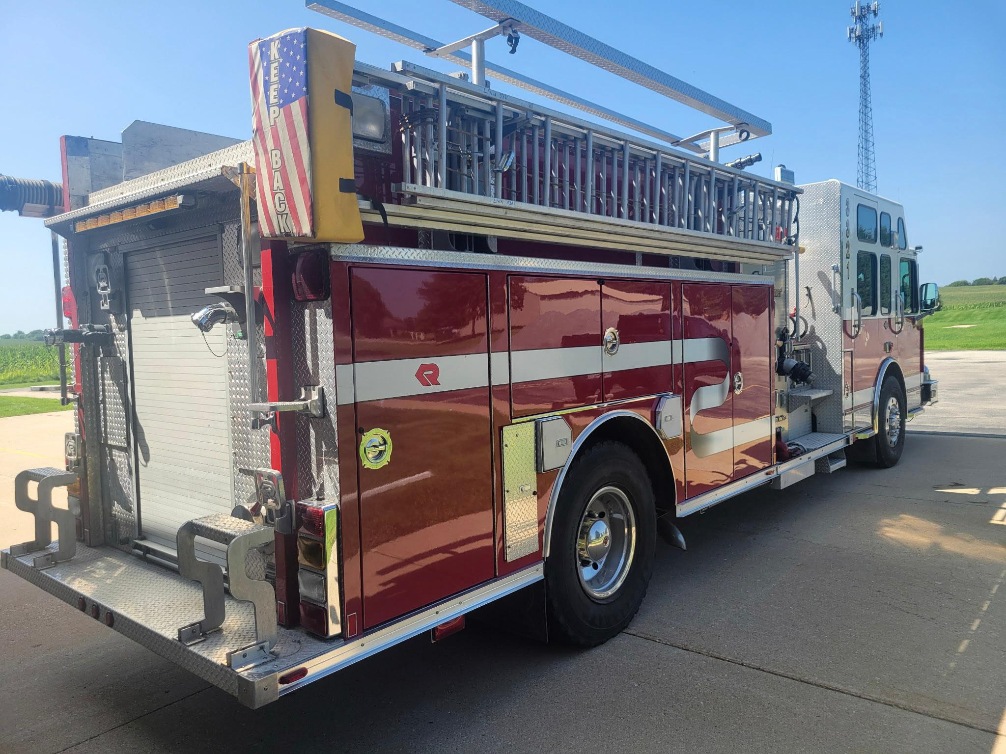 2006 Rosenbauer Spartan Pumper Tanker - image 7