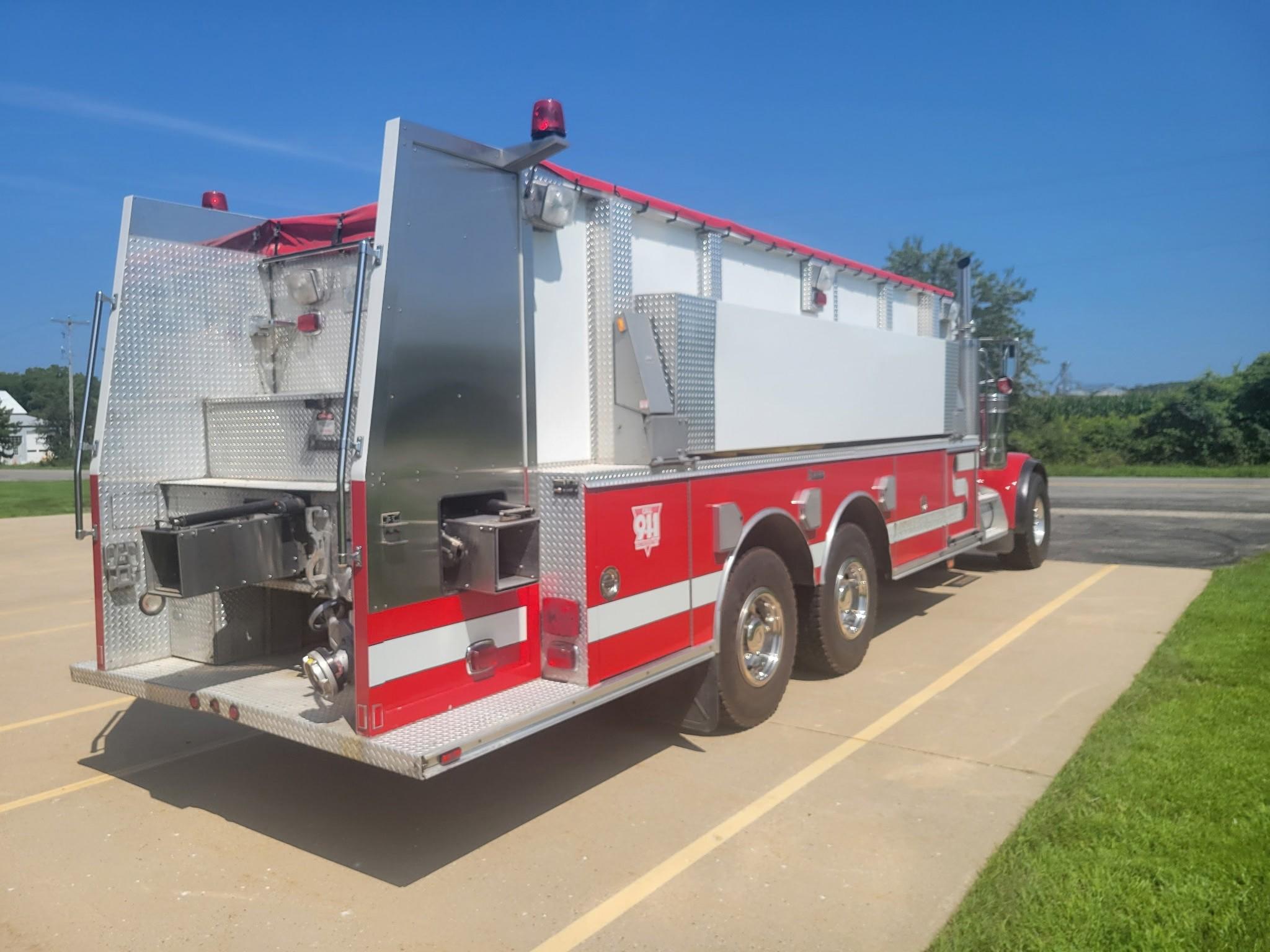 2001 Central States Peterbilt Tanker - image 7