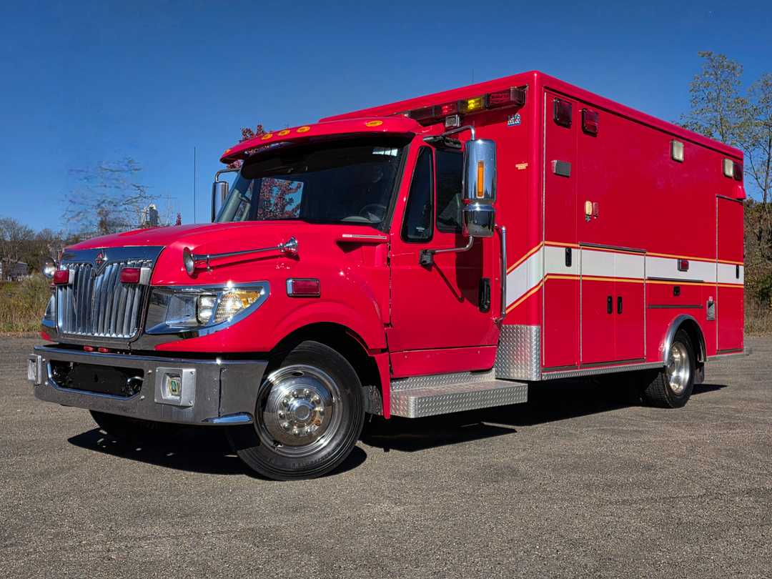2014 International Ambulance