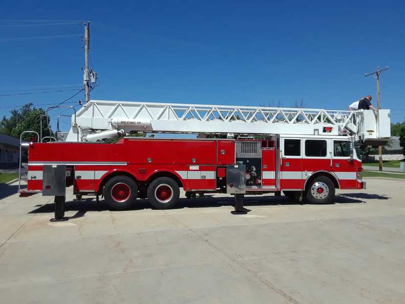 2003 Pierce Arrow 85' Aerial — photo 2