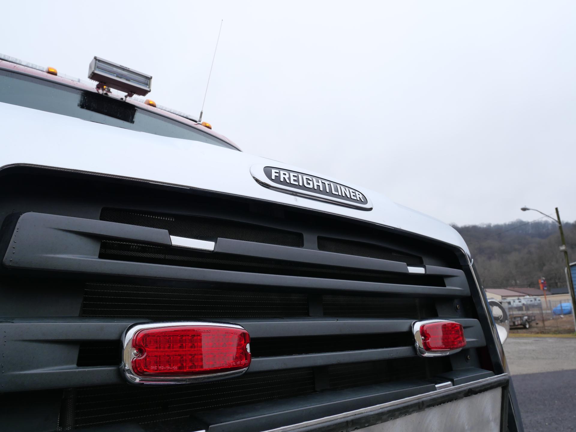 2015 4 Guys Freightliner Heavy Rescue - image 27