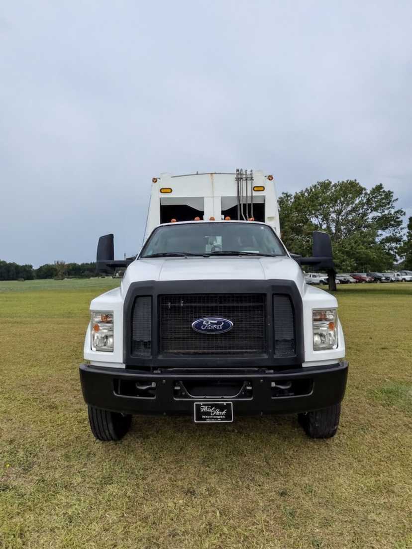 2017 Ford Pac-Mac Rear Loader — photo 5