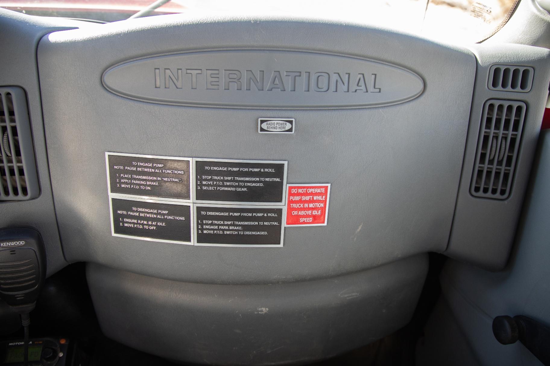 2002 E-One International Tanker - image 74