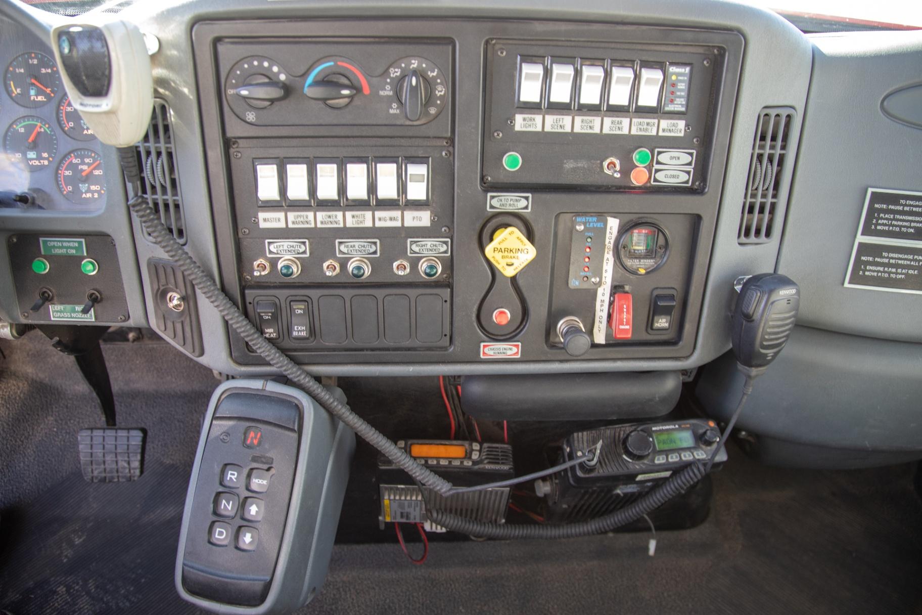 2002 E-One International Tanker - image 70