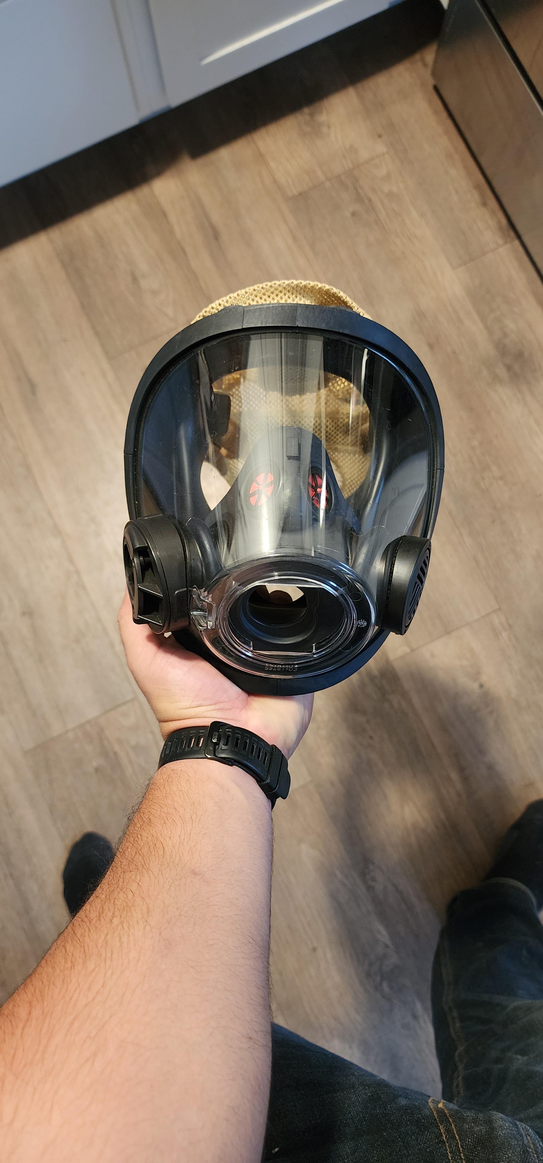 Scott SCBA mask - image 1