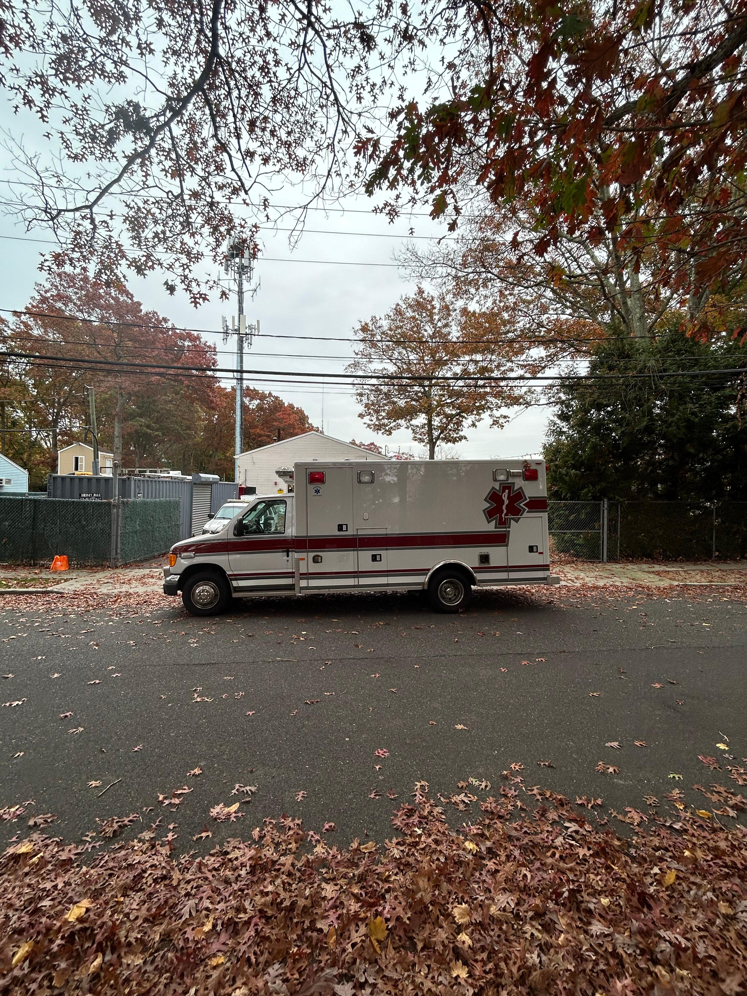 2006 Ford Type III - image 6