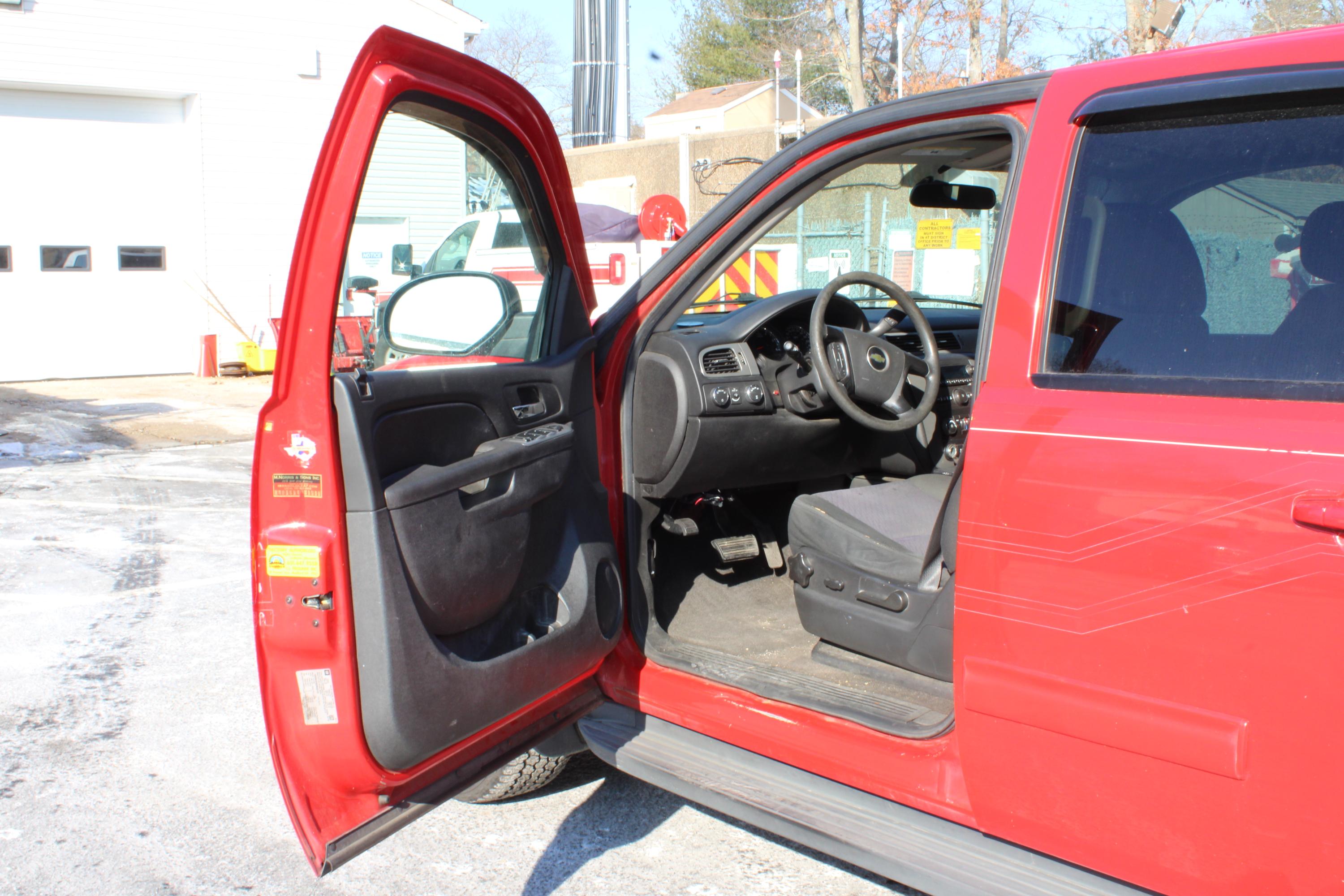 2012 Chevrolet Tahoe 4x4  - image 11
