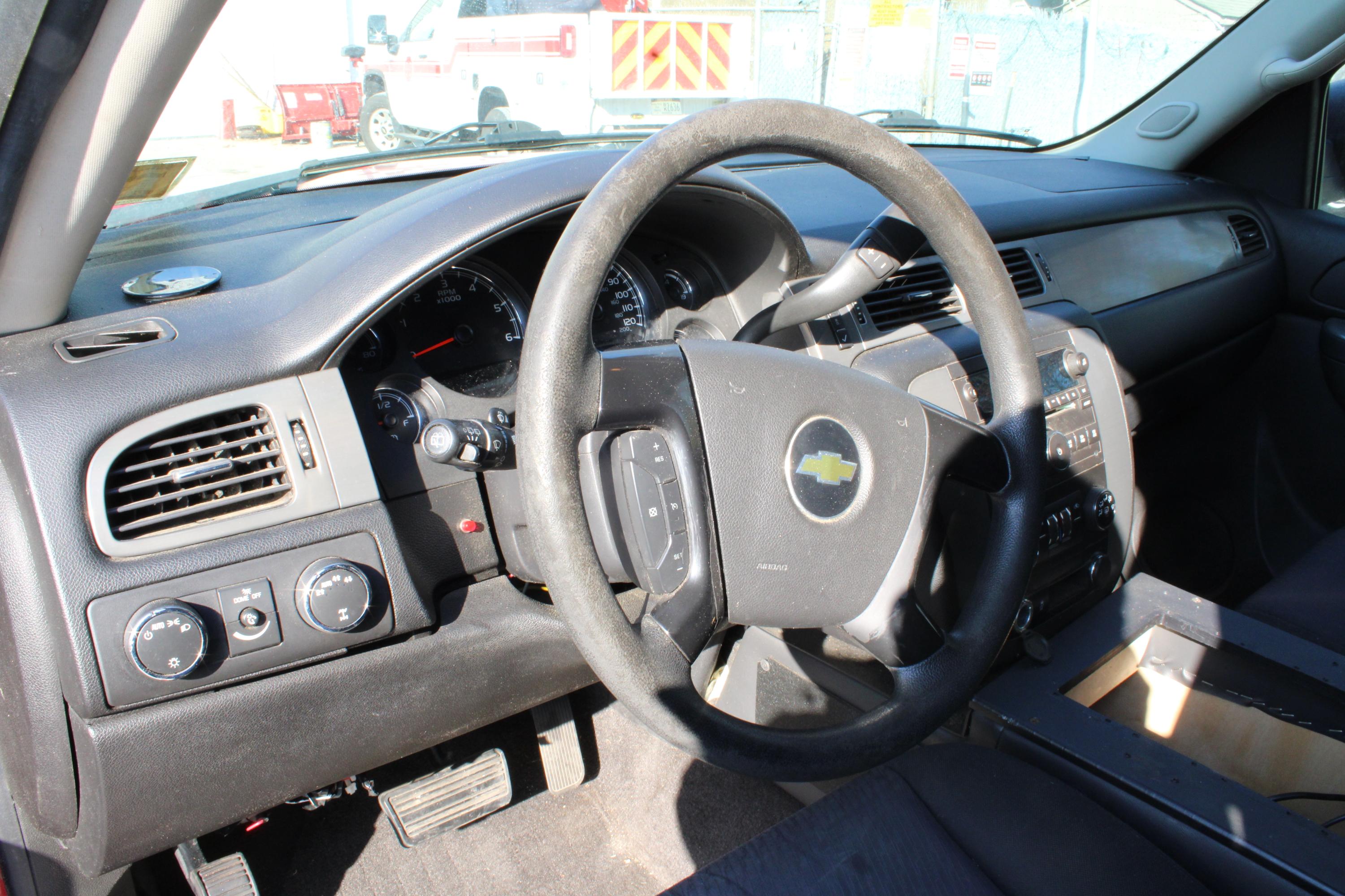 2012 Chevrolet Tahoe 4x4  - image 13