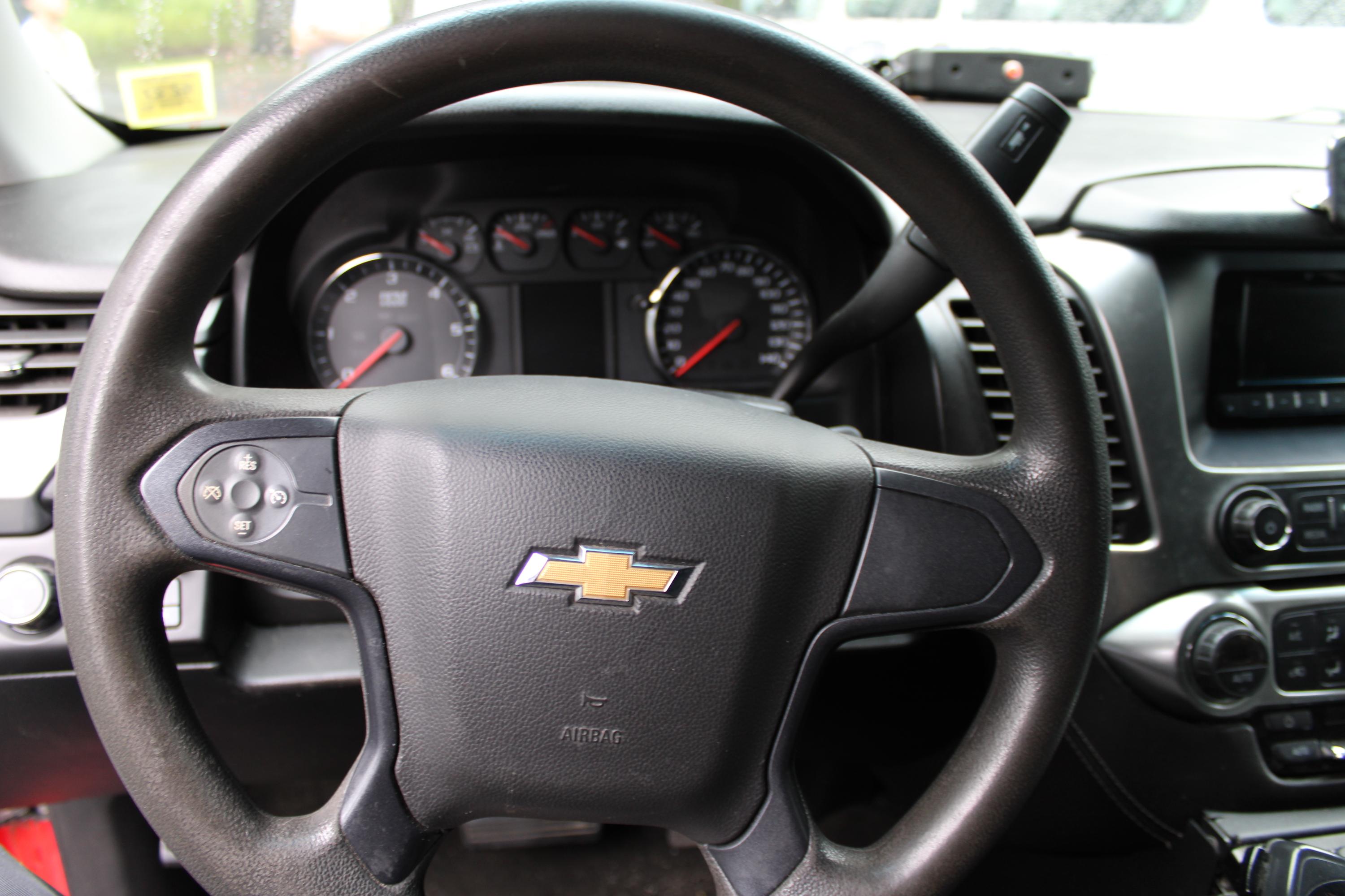 2015 Chevrolet Tahoe 4x4 Command Unit - image 21