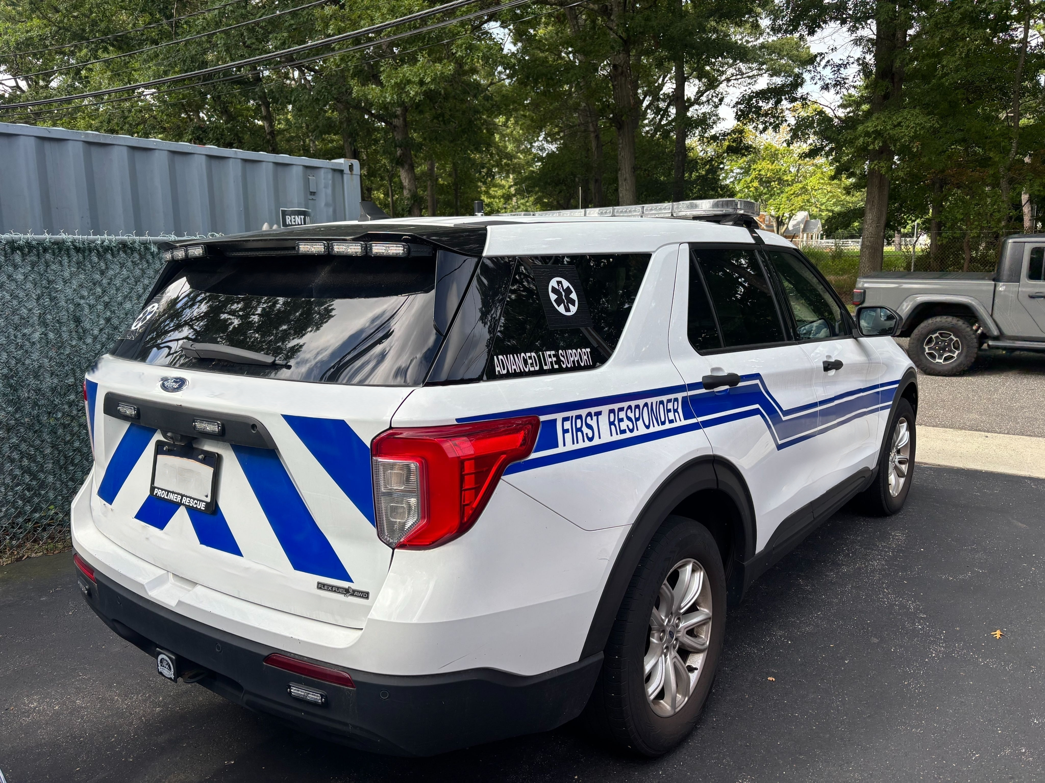 2022 Ford Explorer Command Unit - image 3