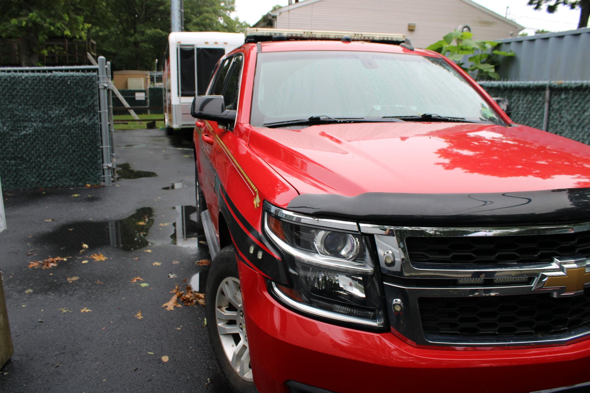 2015 Chevrolet Tahoe 4x4 Command Unit - image 3