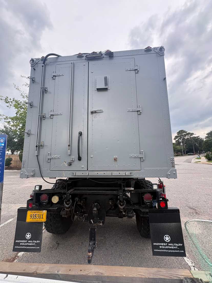 1995 Stewart & Stevenson M1079 4x4 Mobile Workshop with M1082 Military Cargo Trailer — photo 6