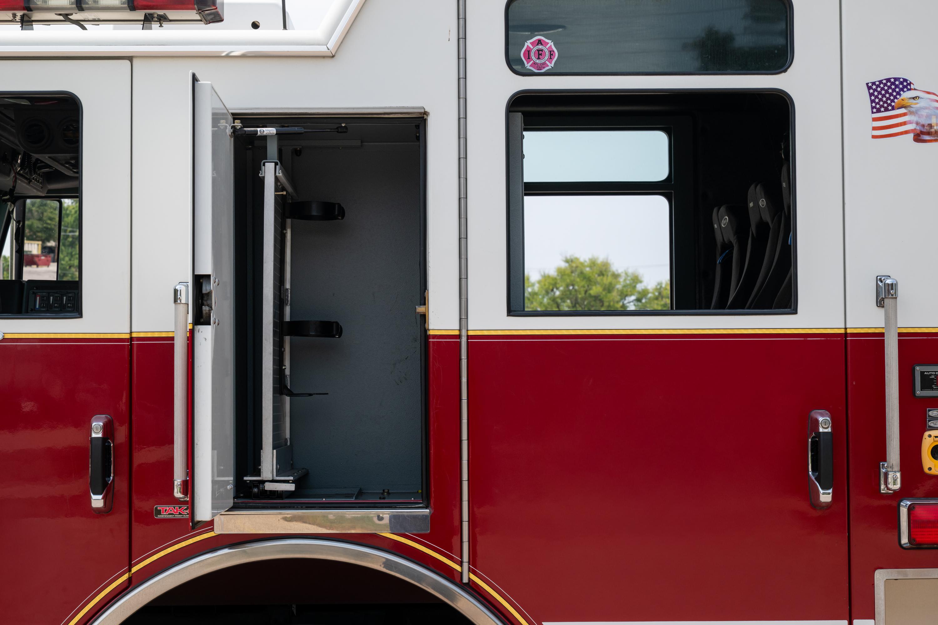 2009 Pierce Velocity Pumper - image 115