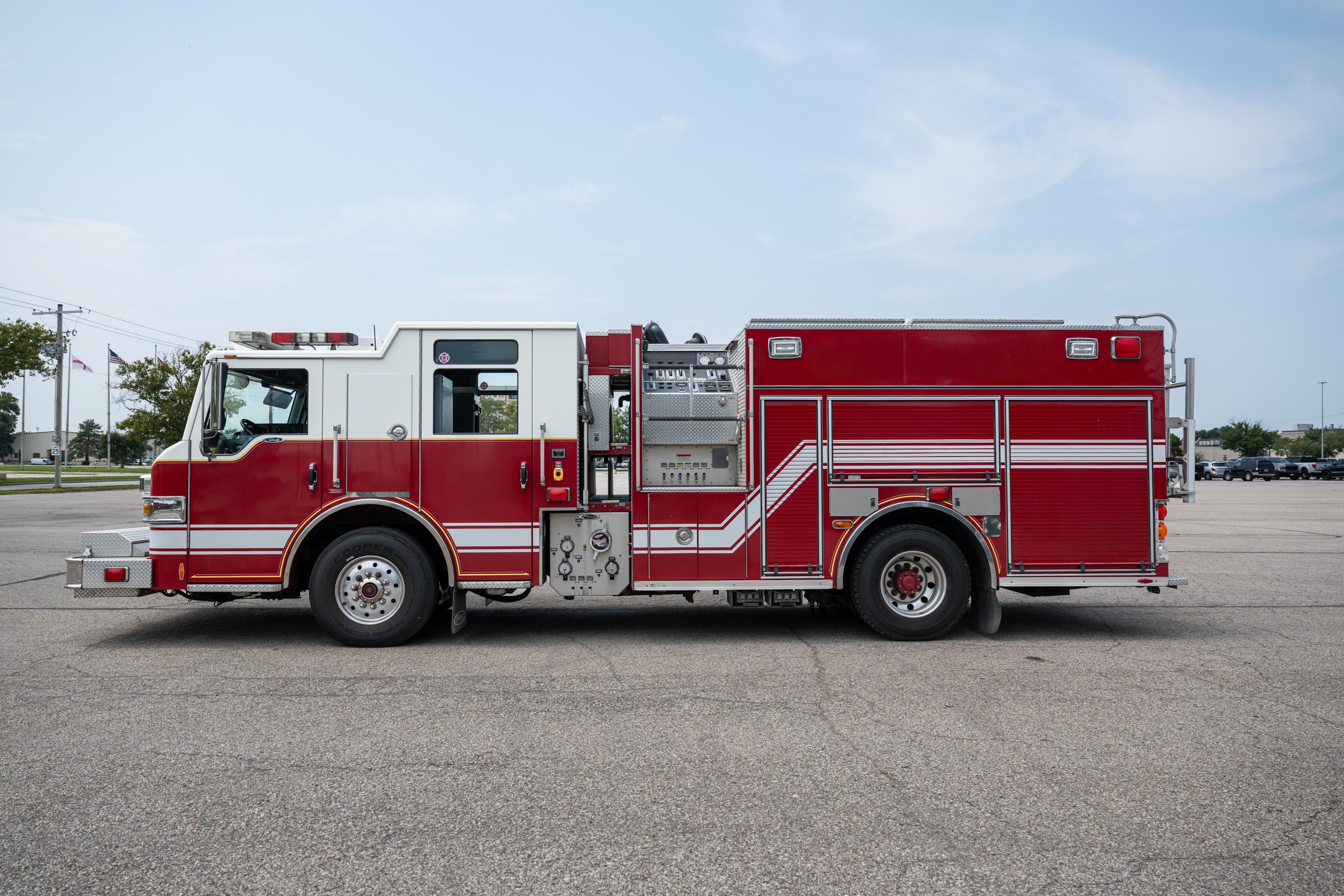 2009 Pierce Velocity Pumper - image 13