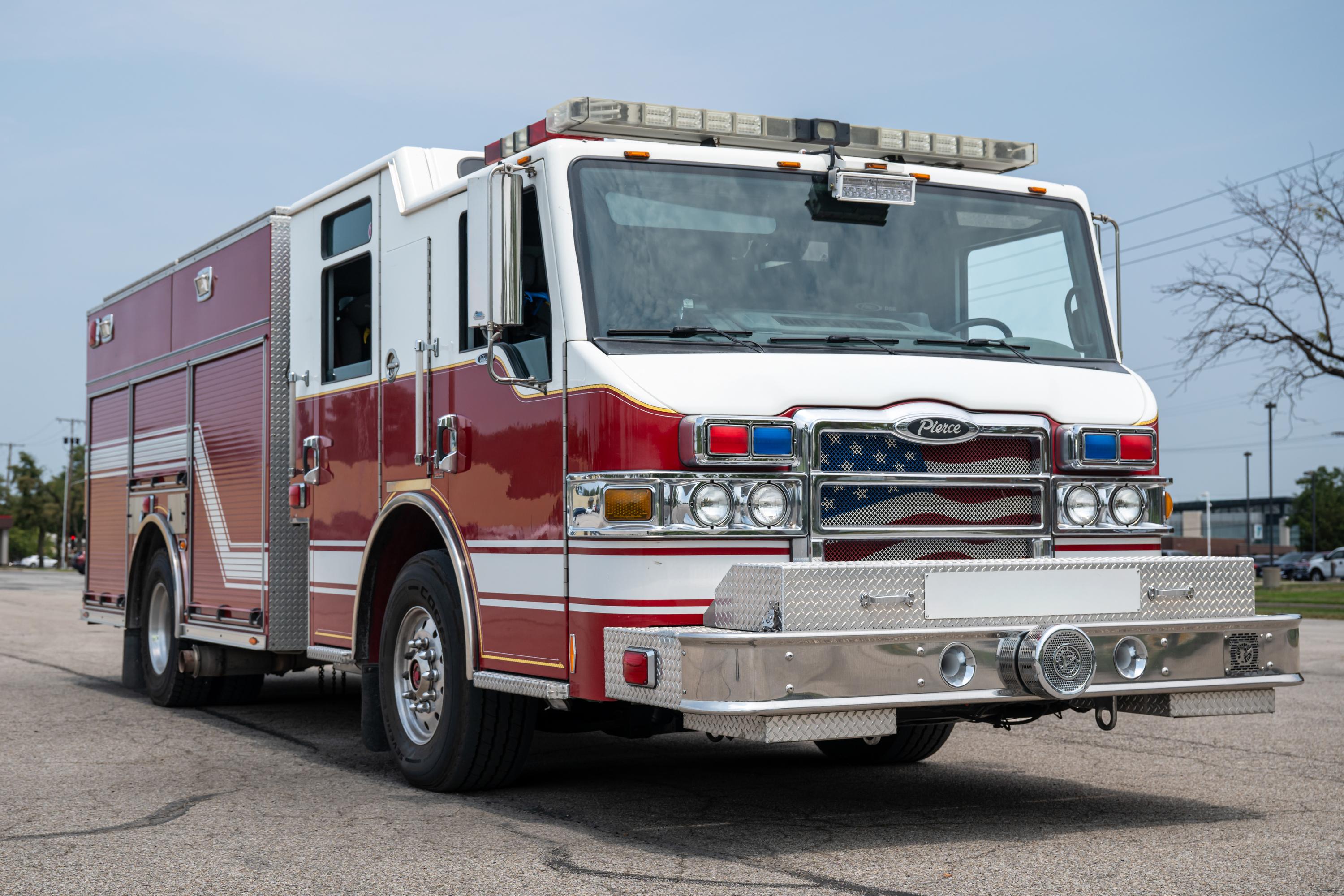 2009 Pierce Velocity Pumper - image 9