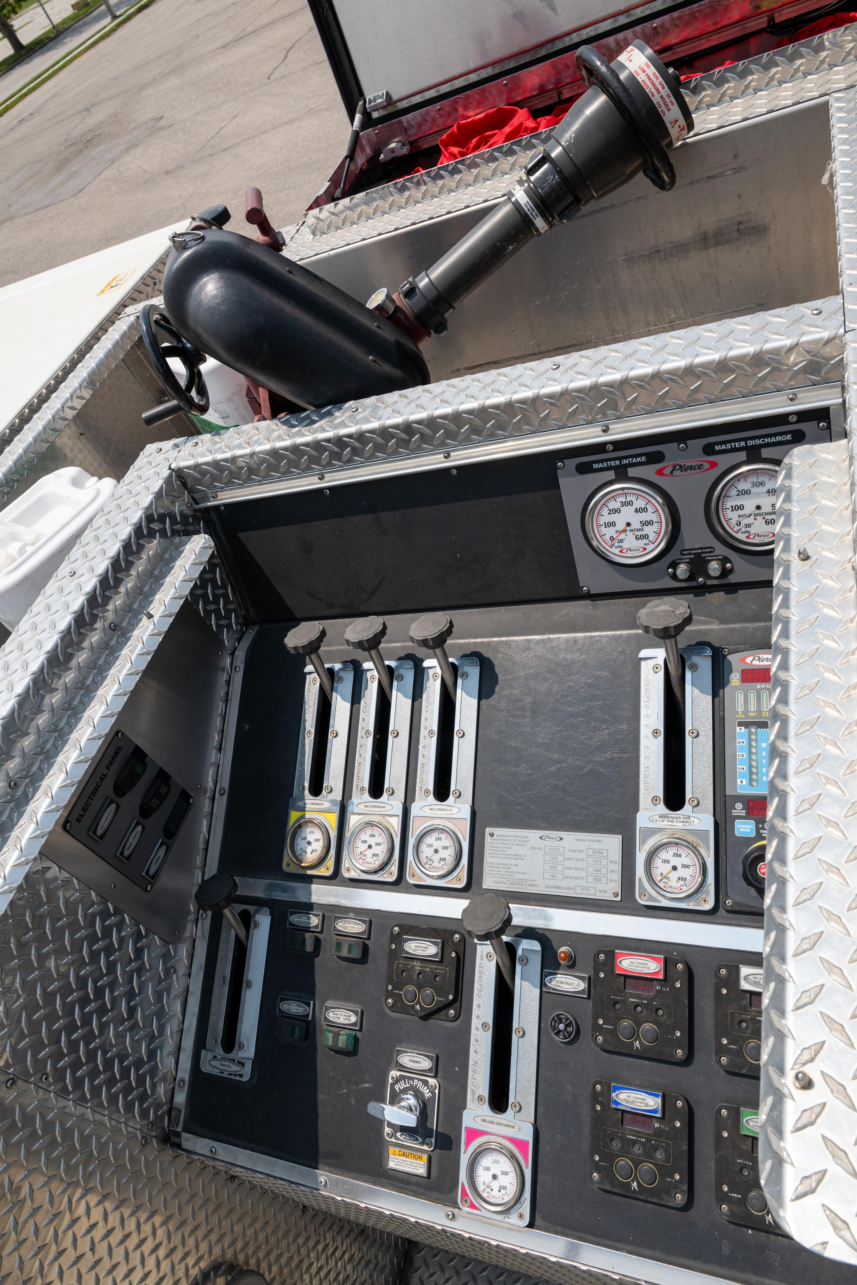 2009 Pierce Velocity Pumper - image 127