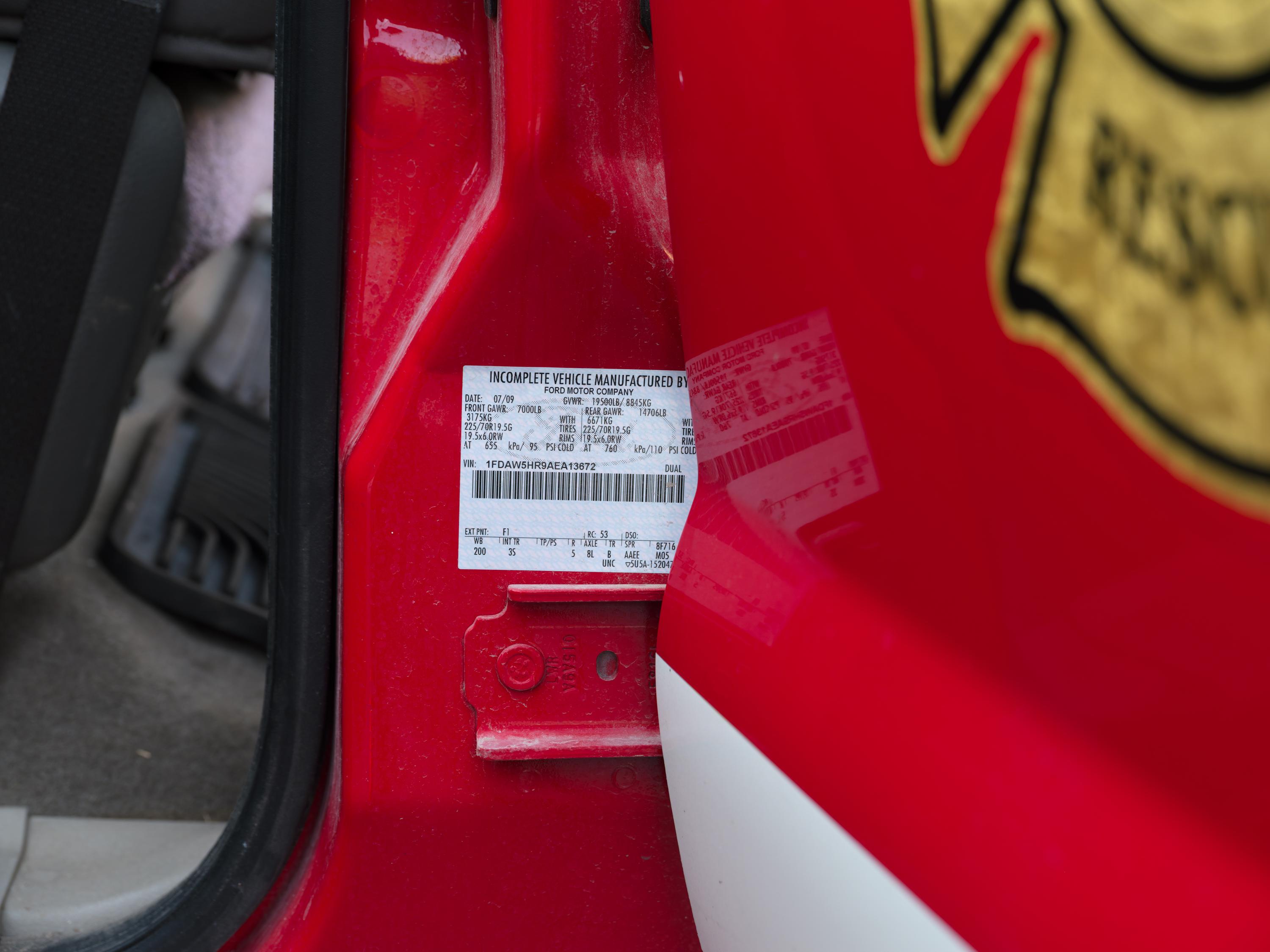 2010 Ford 4x4 Light Rescue - image 21