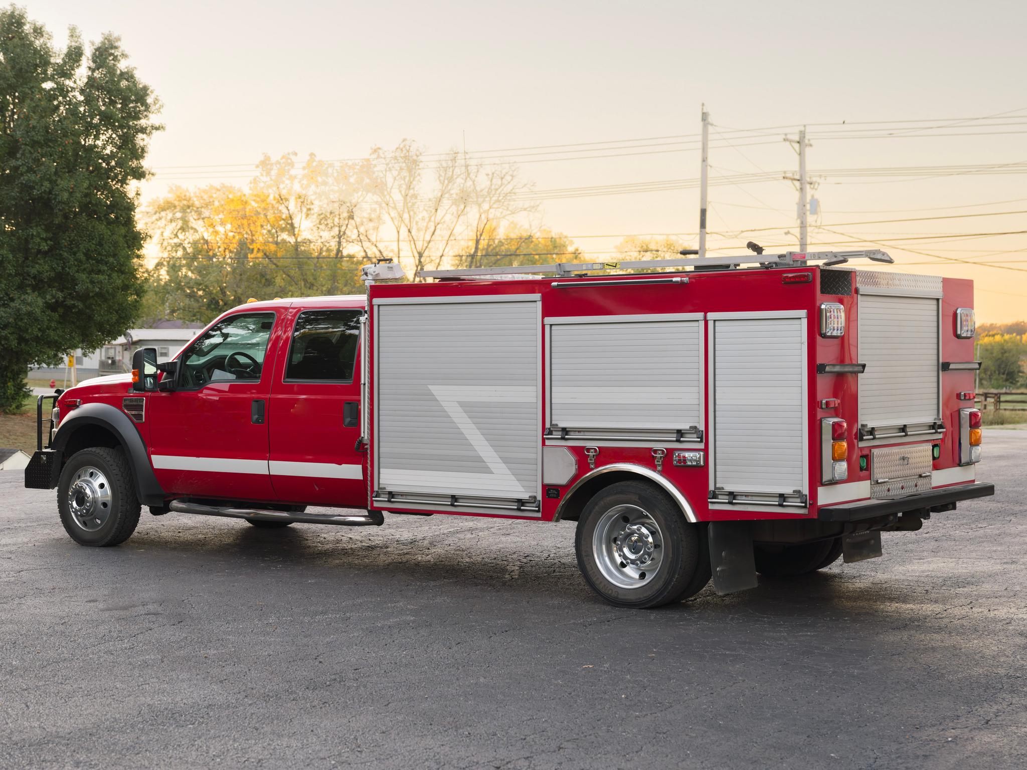 2010 Ford 4x4 Light Rescue - image 5