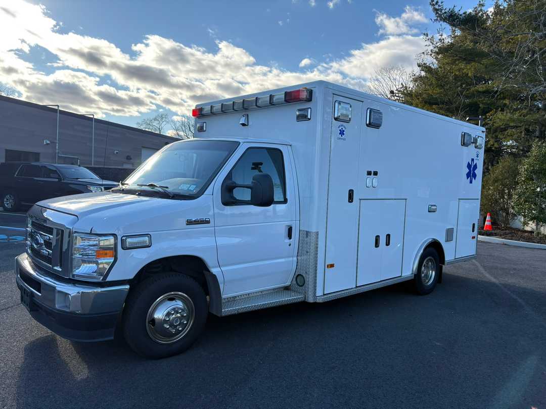2021 PL-Custom Ford Type III Ambulance