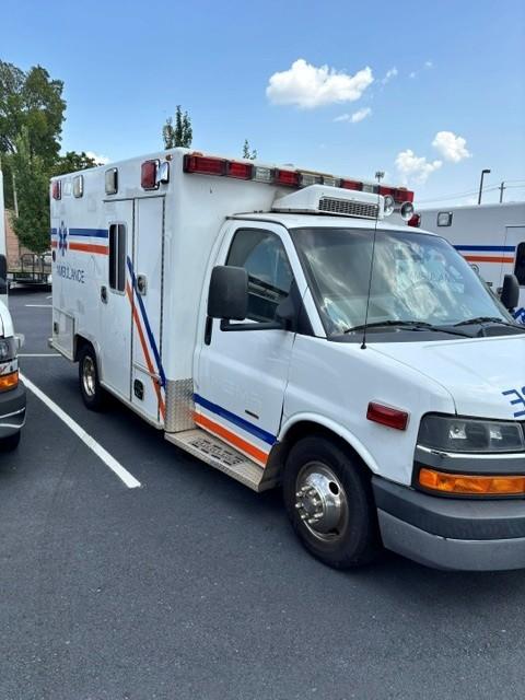 2016 Excellance Chevrolet Type III Ambulance - image 2