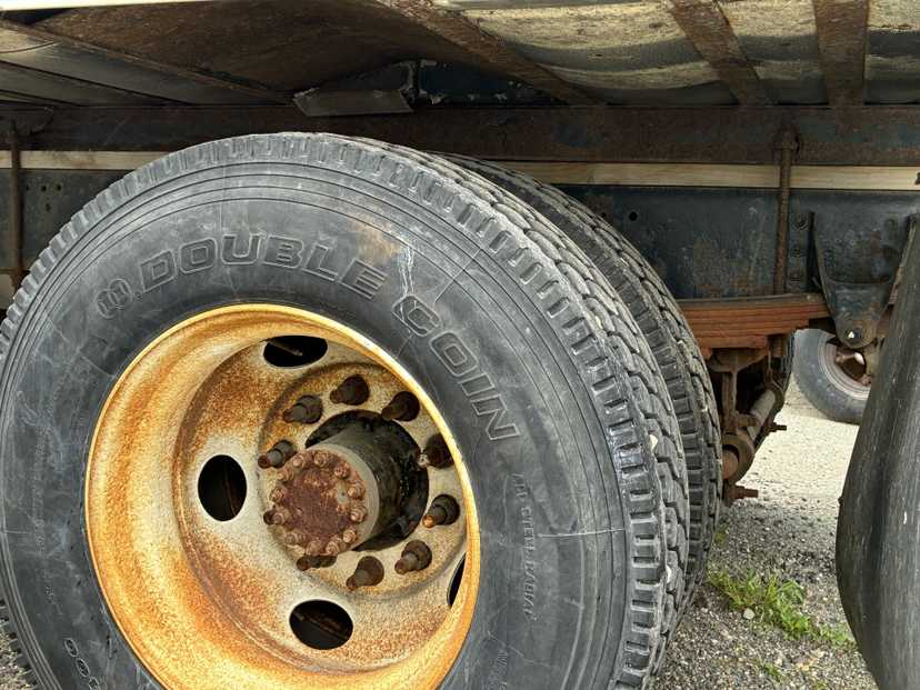 GMC C6500 — photo 5
