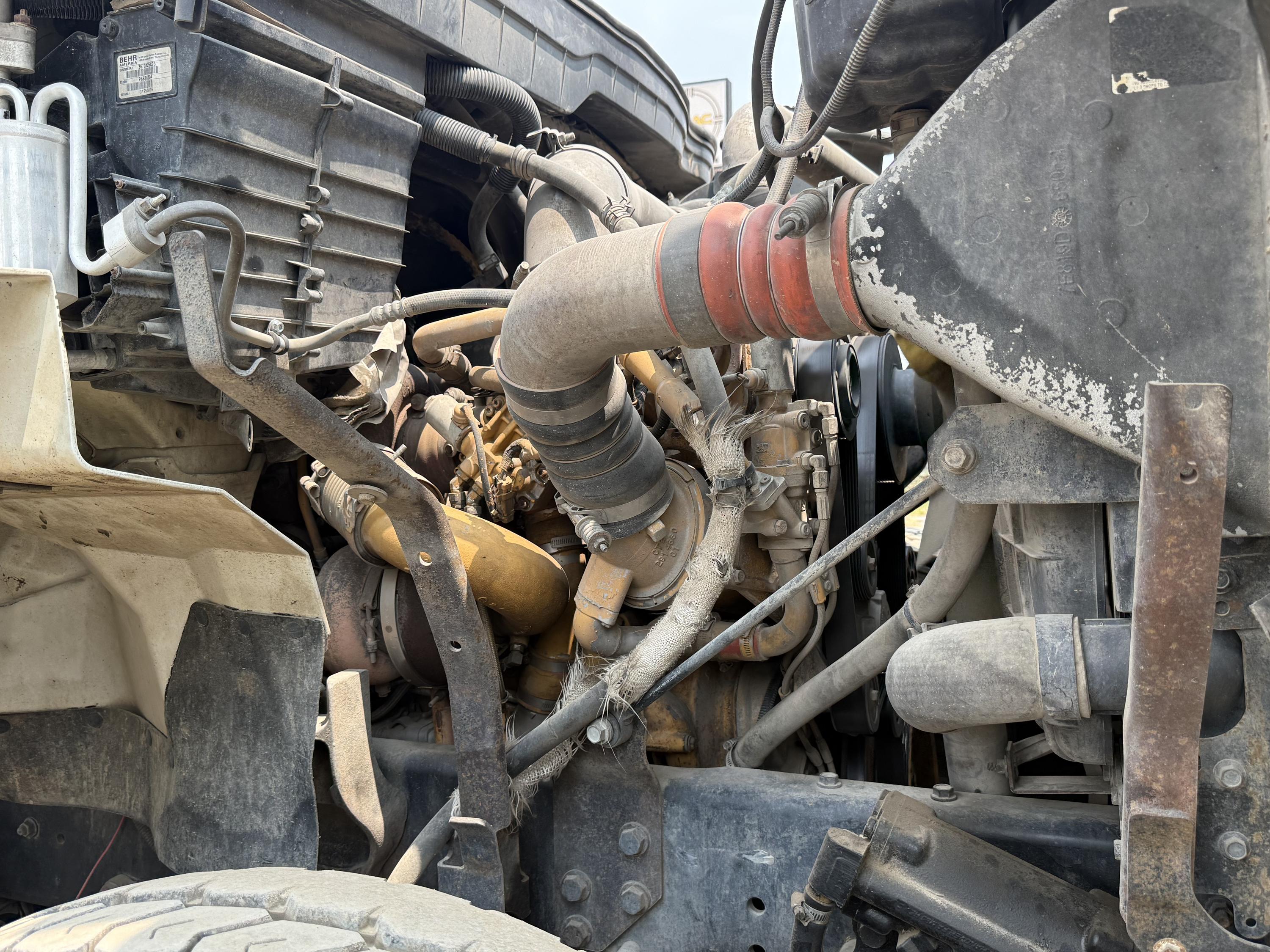 2011 International Vactor Hydrovac - image 7