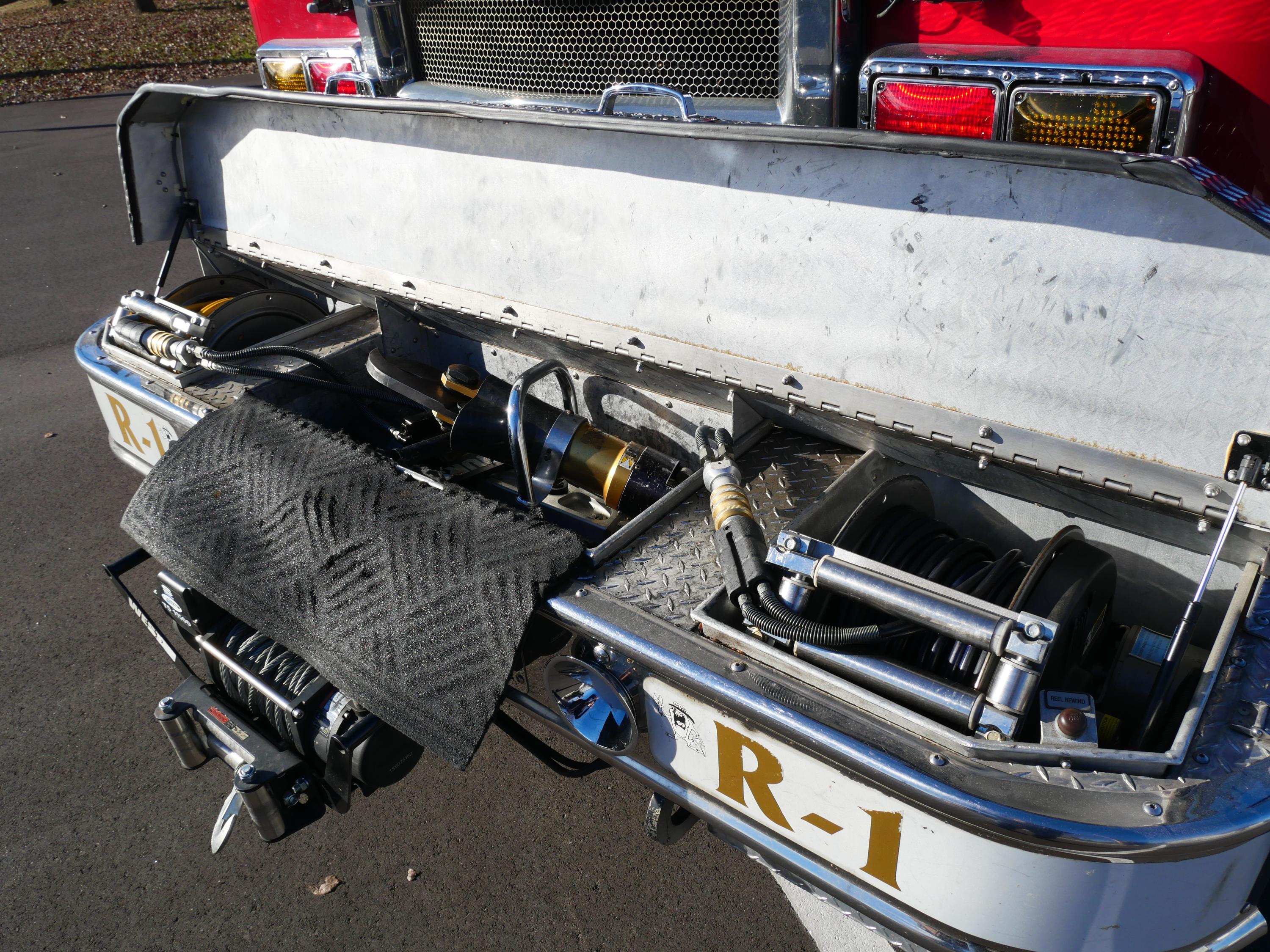 2013 E-One Typhoon Pumper - image 42