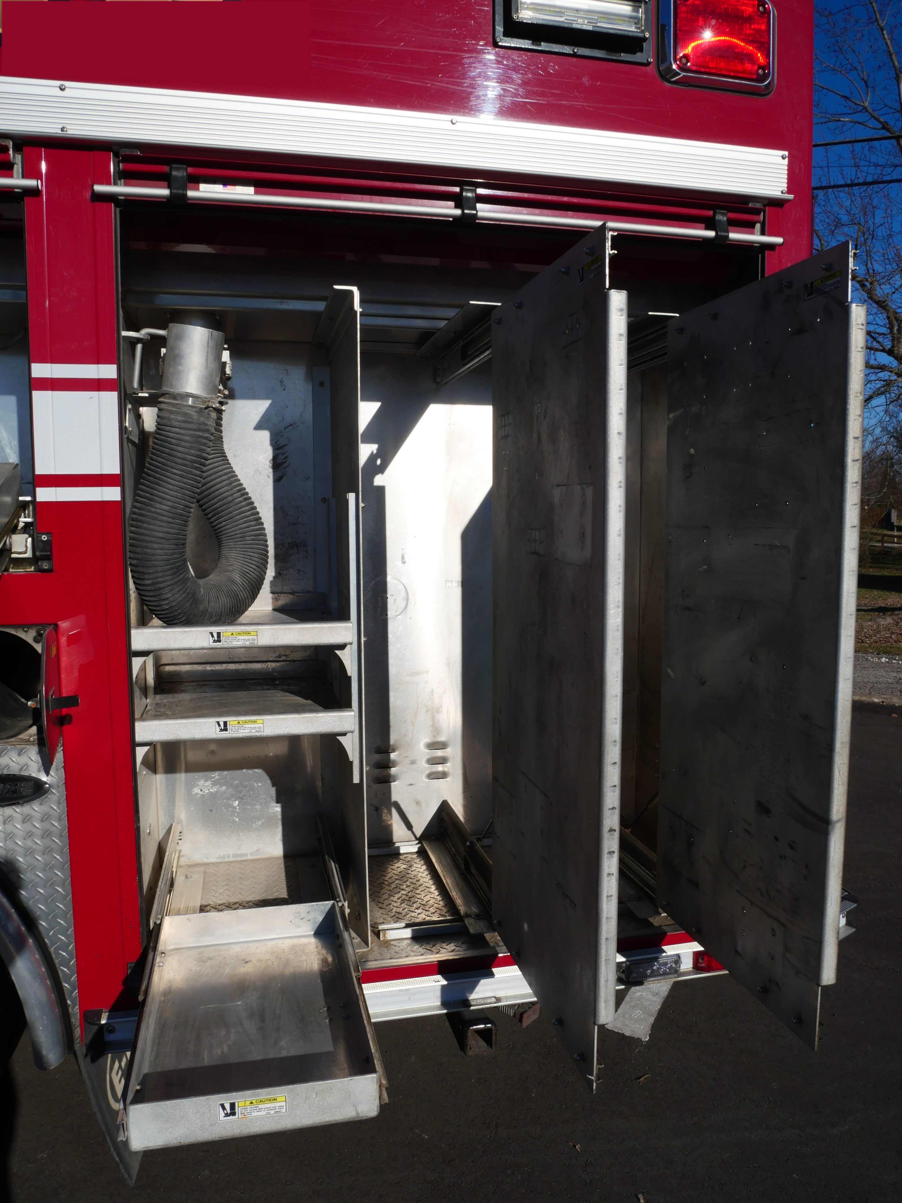 2013 E-One Typhoon Pumper - image 18