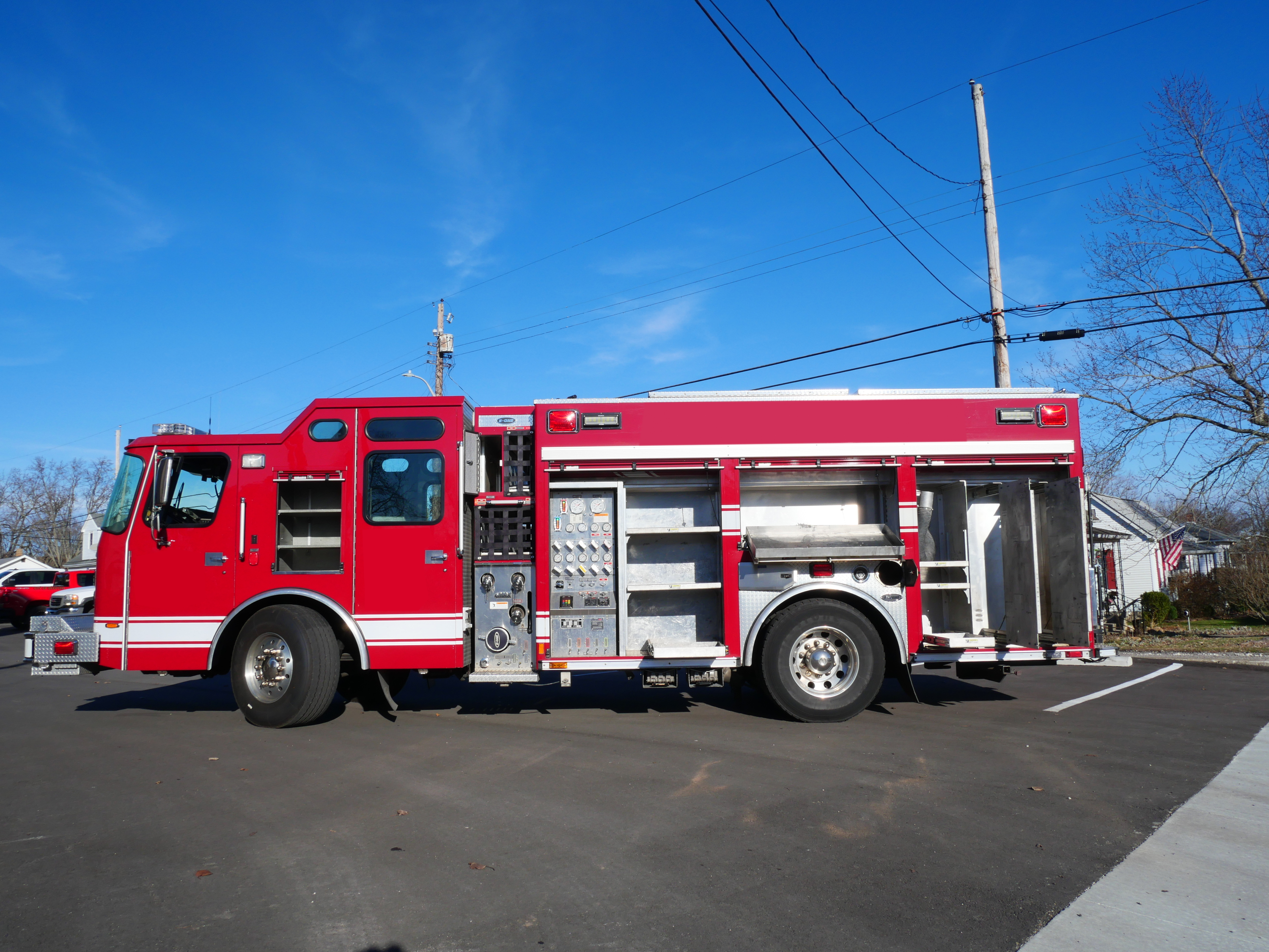 2013 E-One Typhoon Pumper - image 7
