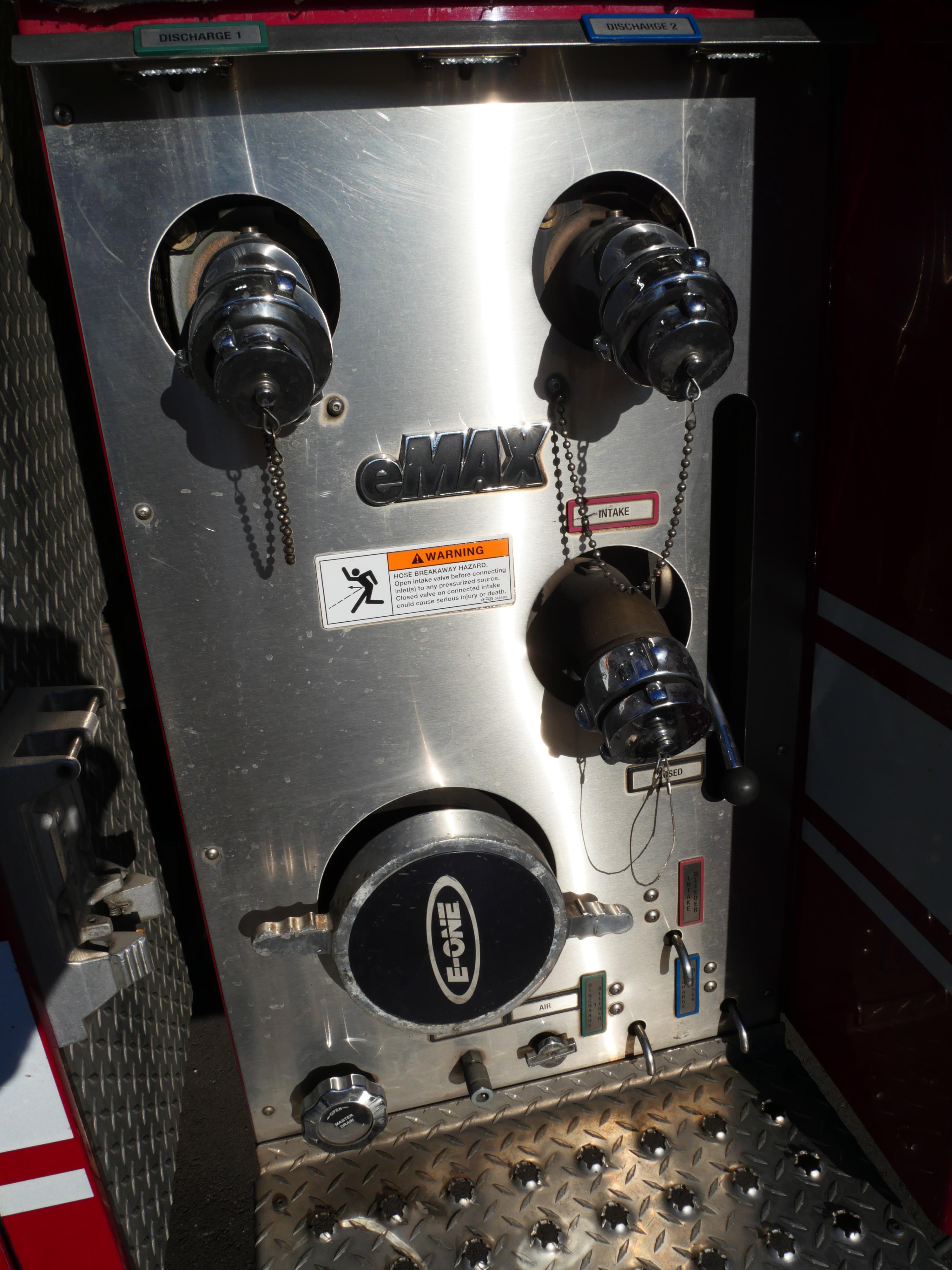 2013 E-One Typhoon Pumper - image 39