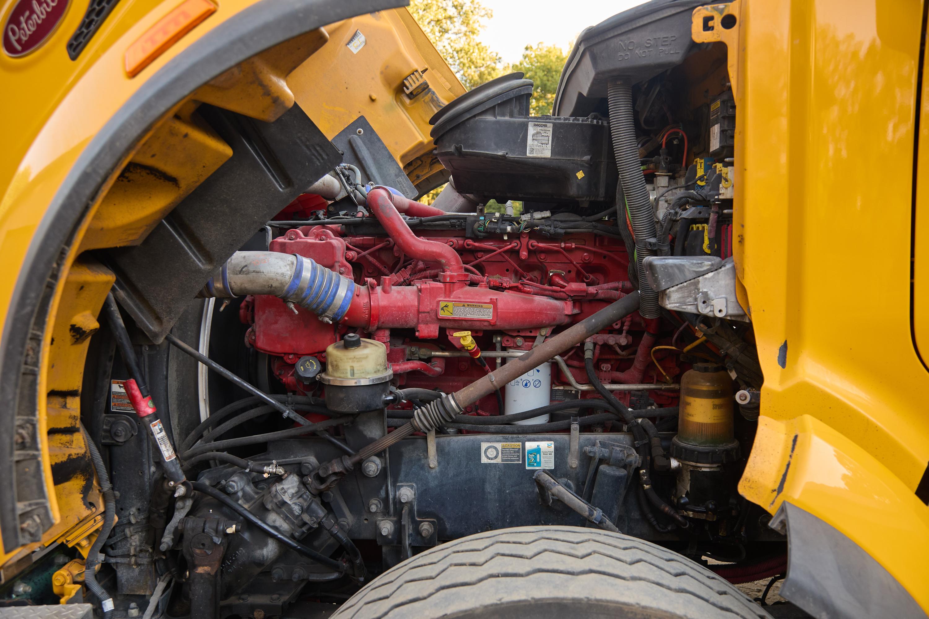 2017 Peterbilt Vactor Combination - image 38