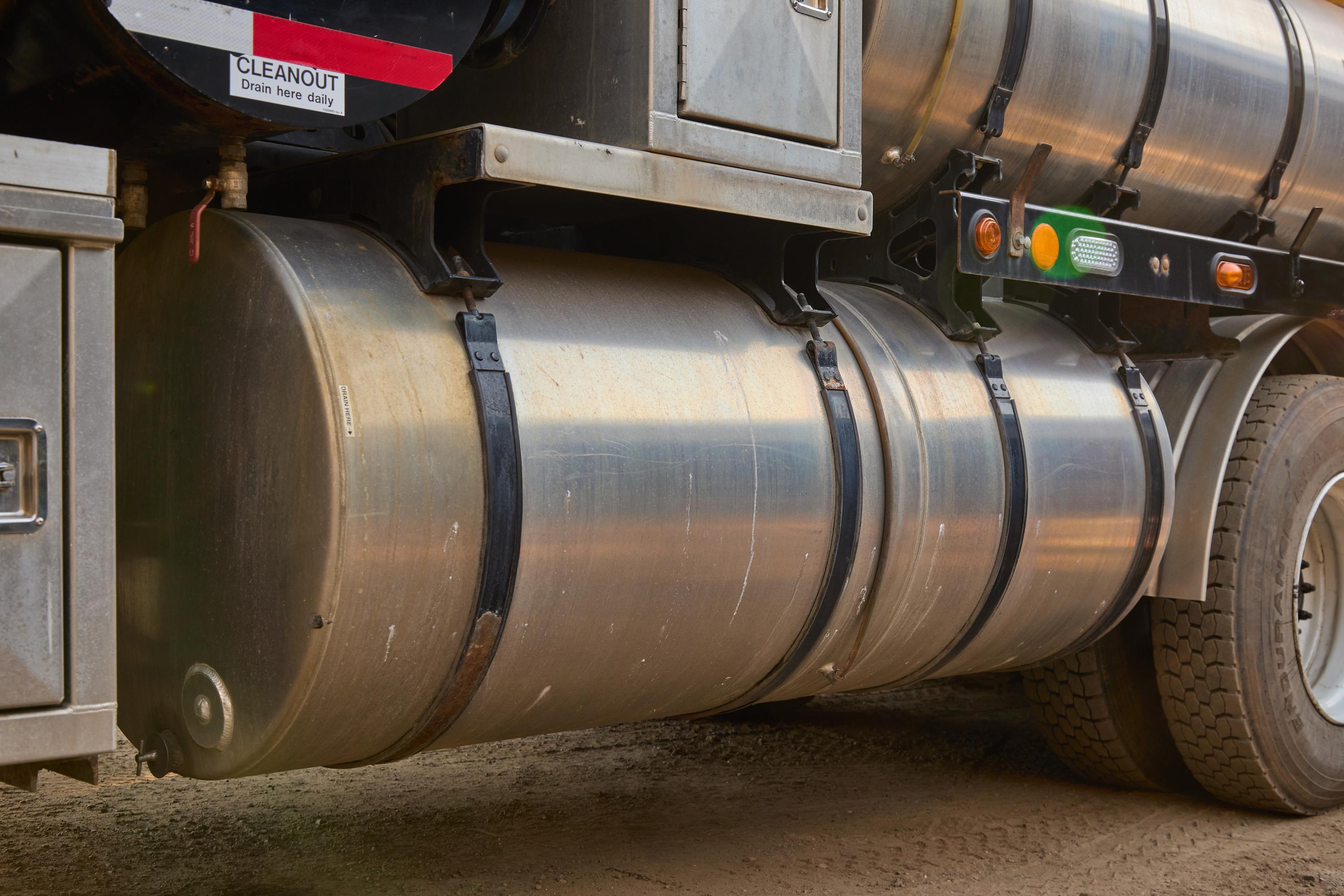 2017 Peterbilt Vactor Combination - image 43
