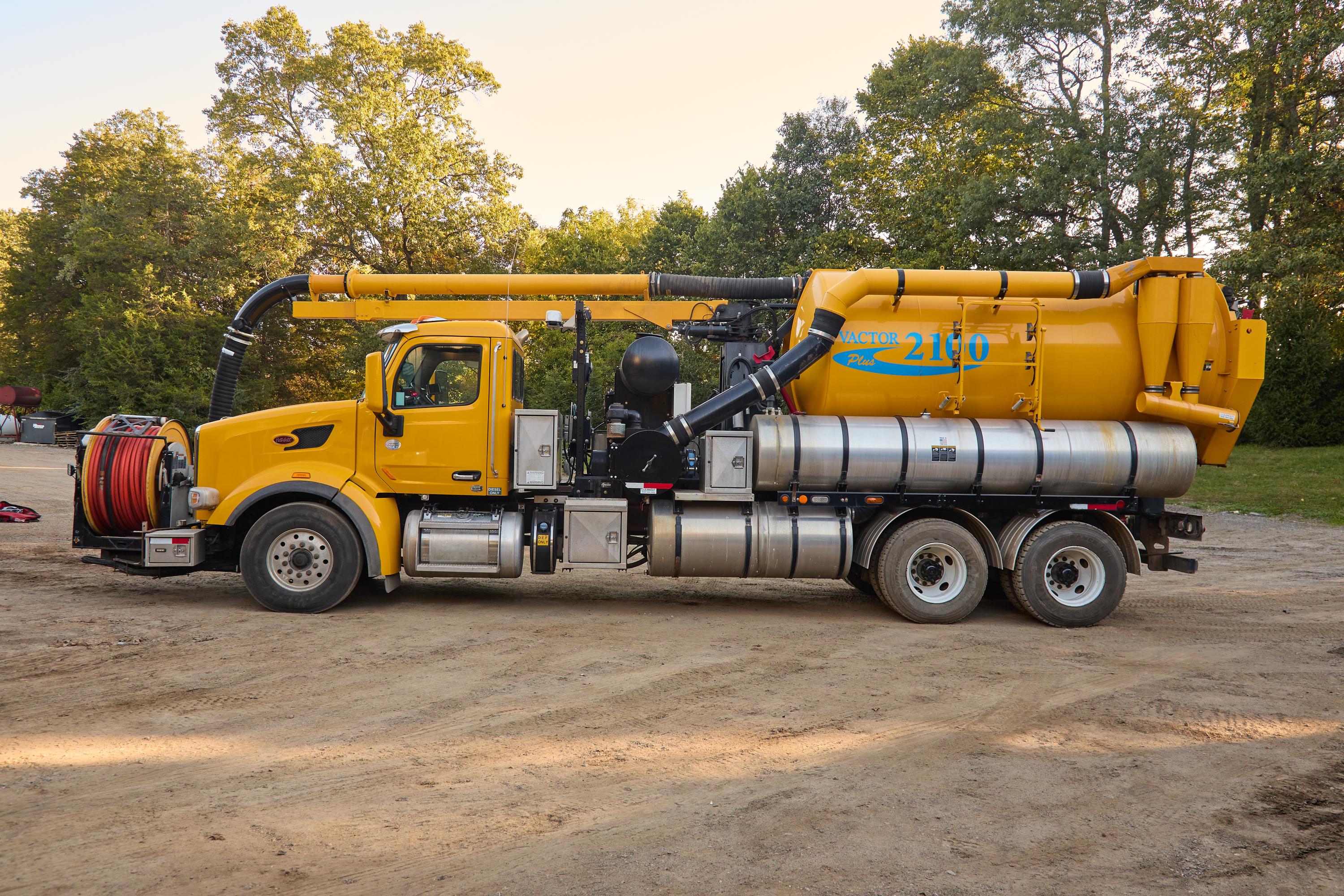 2017 Peterbilt Vactor Combination - image 6
