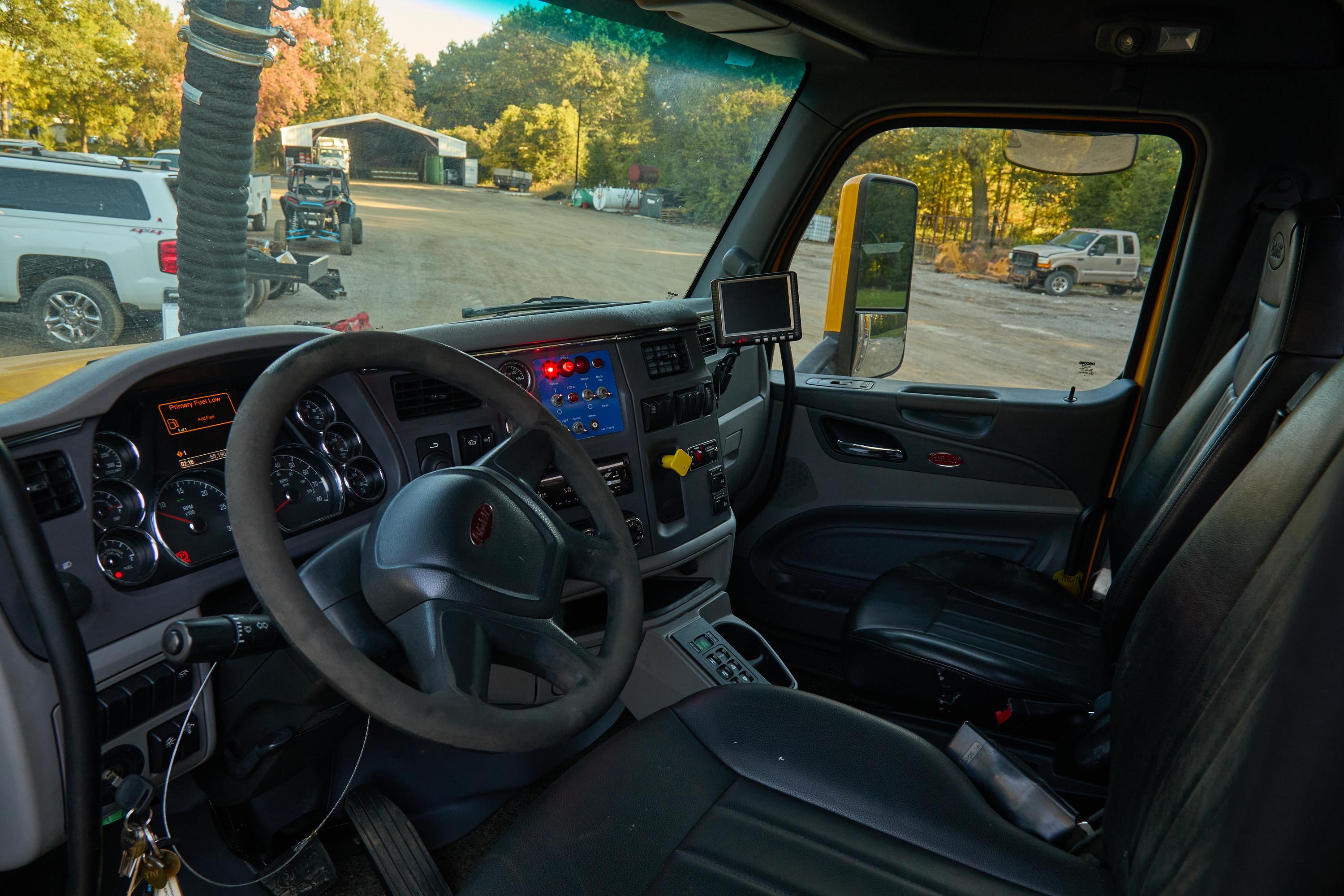 2017 Peterbilt Vactor Combination - image 16