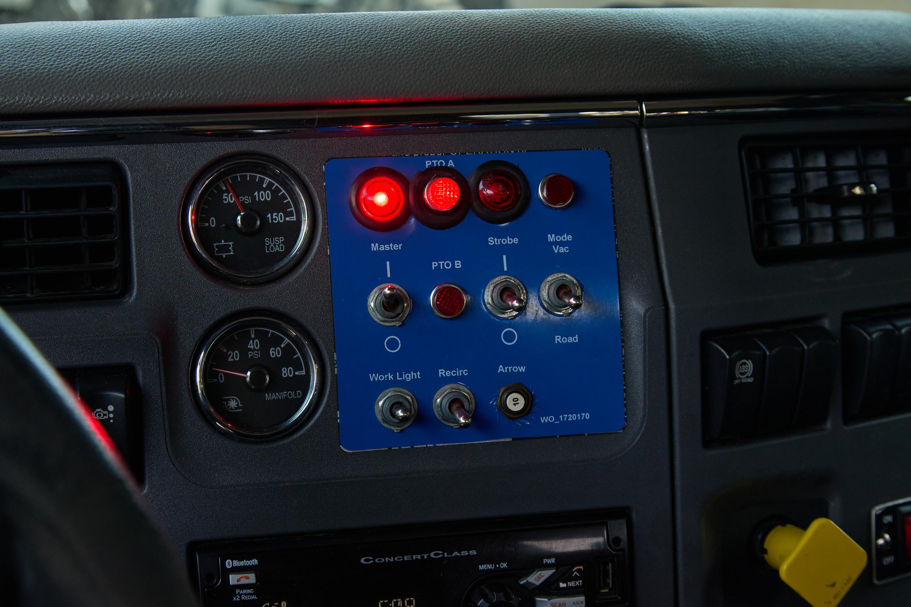 2017 Peterbilt Vactor Combination - image 19