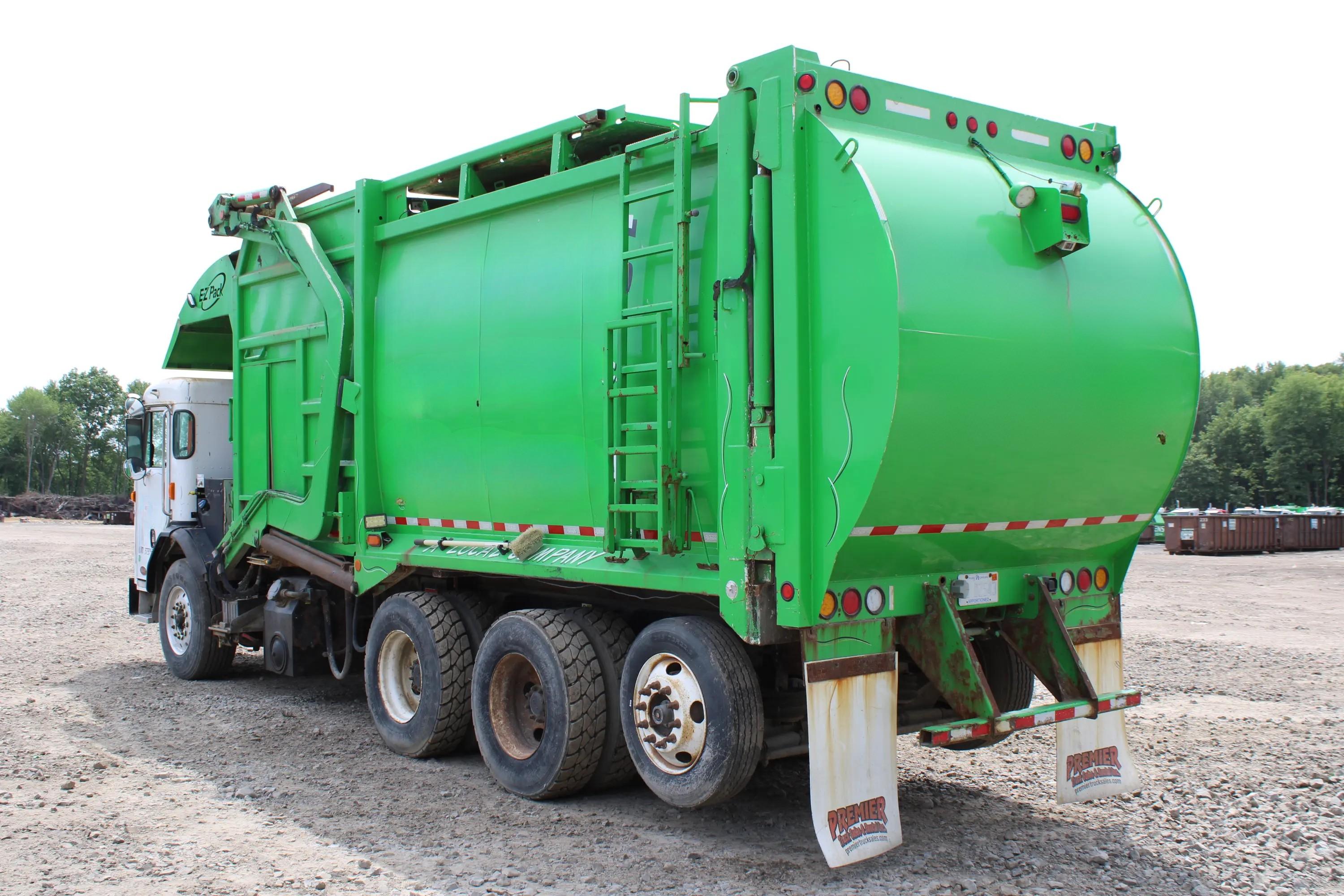 2020 Peterbilt E-Z Pack Front Loader - image 7