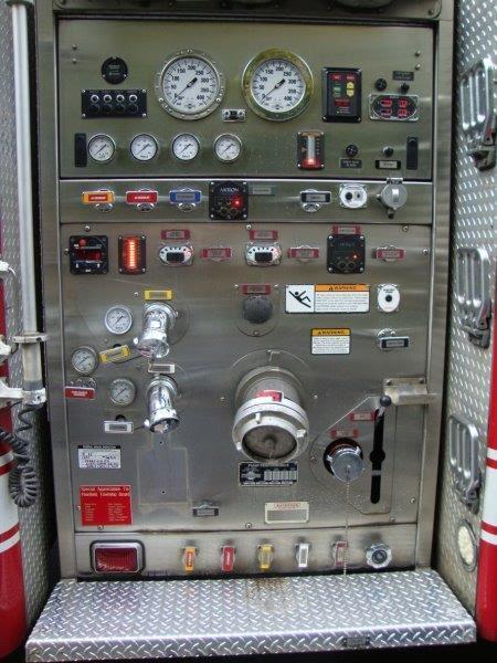 2007 American LaFrance Metropolitan Pumper Tanker - image 17