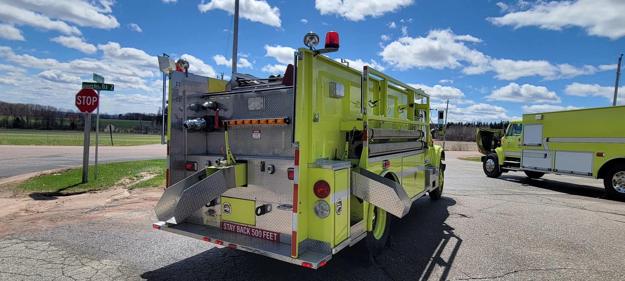1995 International 4900 Pumper Tanker - image 4