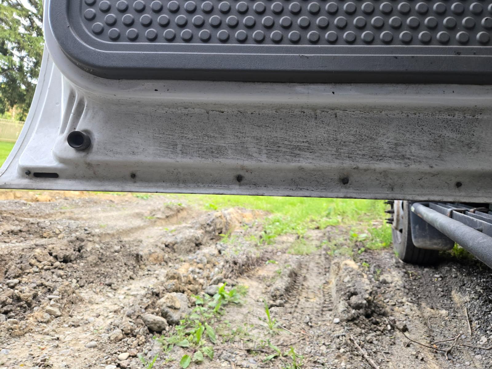 2007 Ford F450 4x4 Dump Truck - image 15