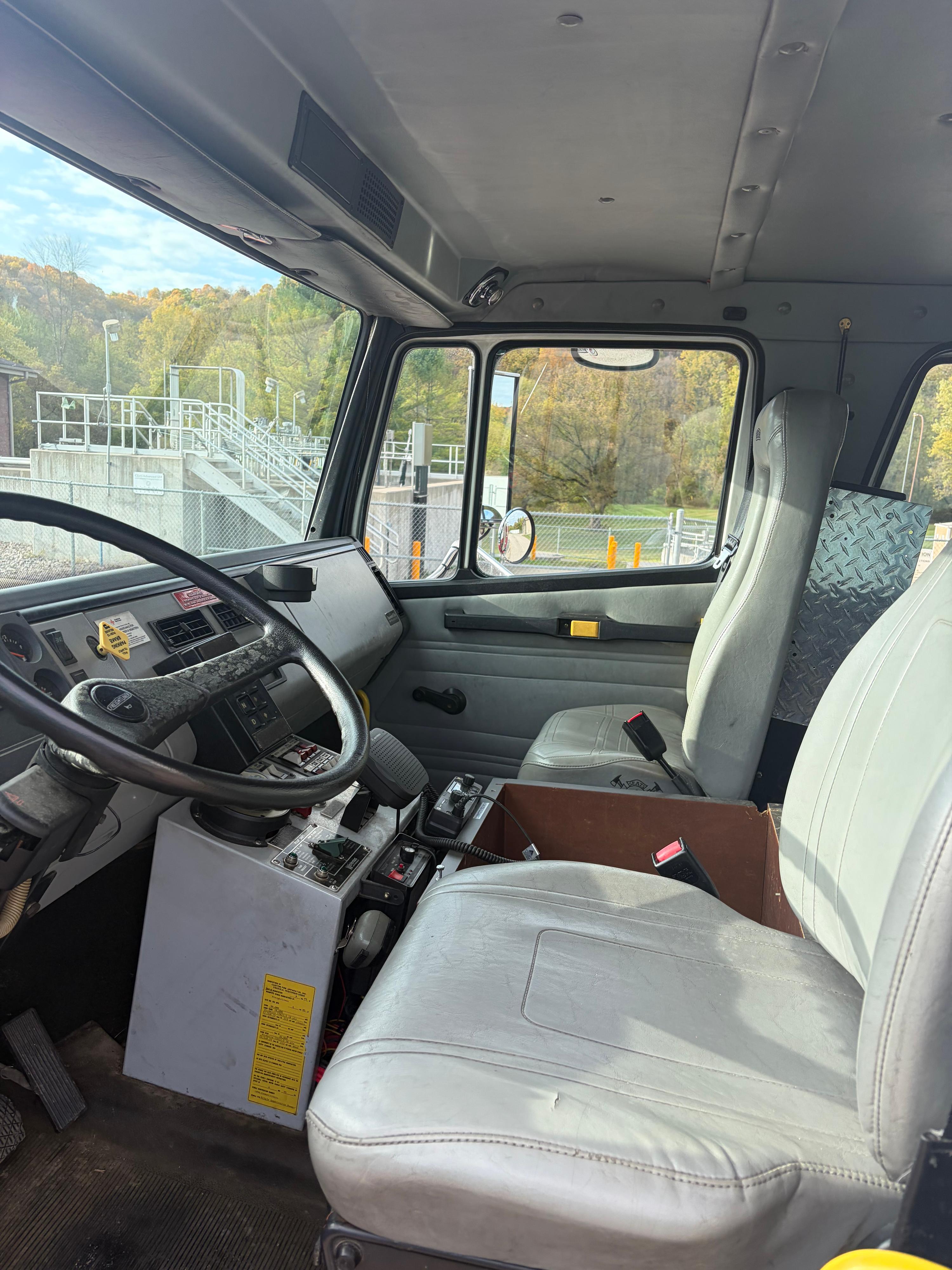 1995 Custom Fire Freightliner Pumper - image 11