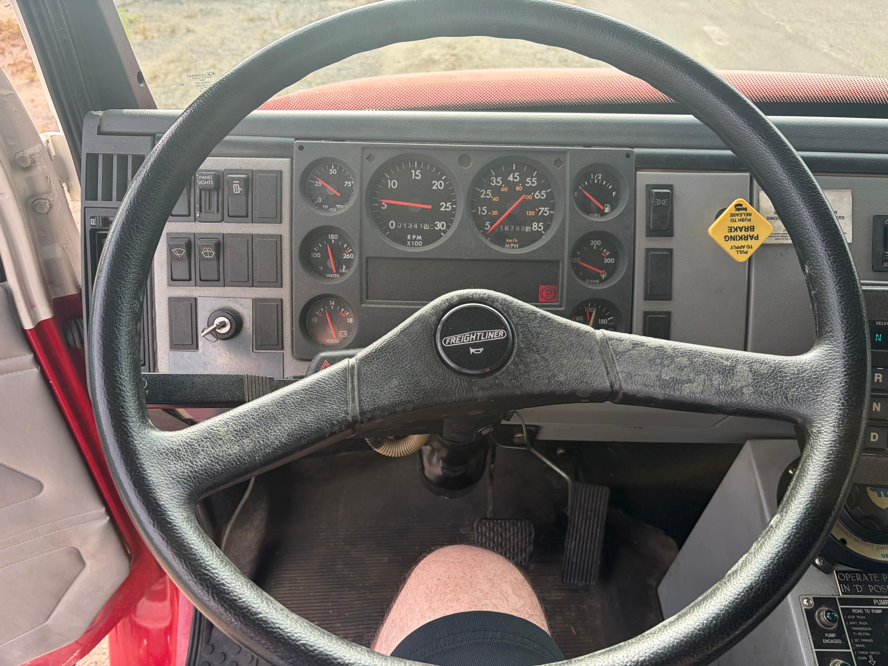 1995 Custom Fire Freightliner Pumper - image 8