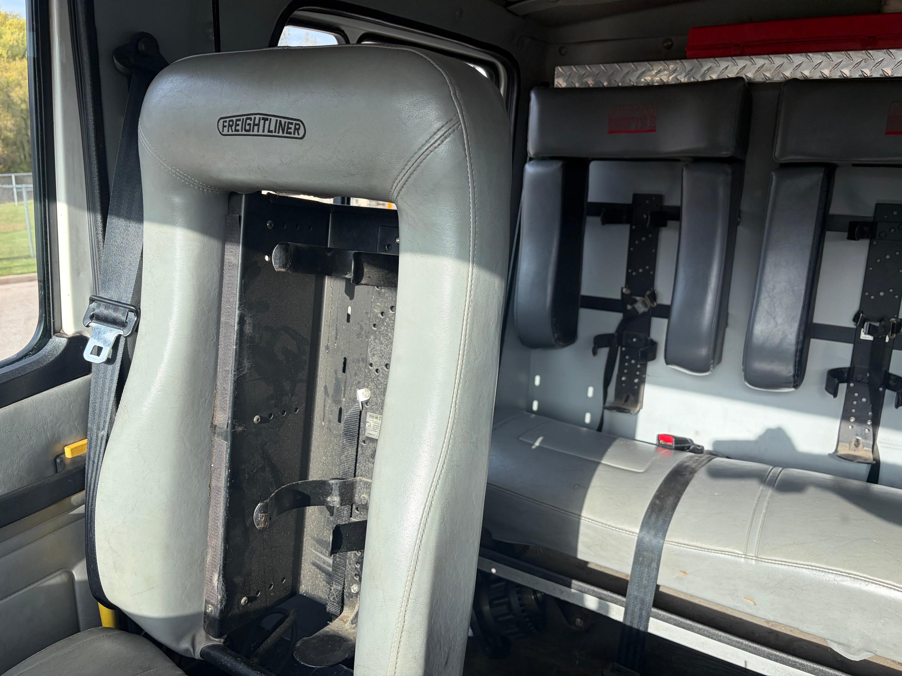 1995 Custom Fire Freightliner Pumper - image 9