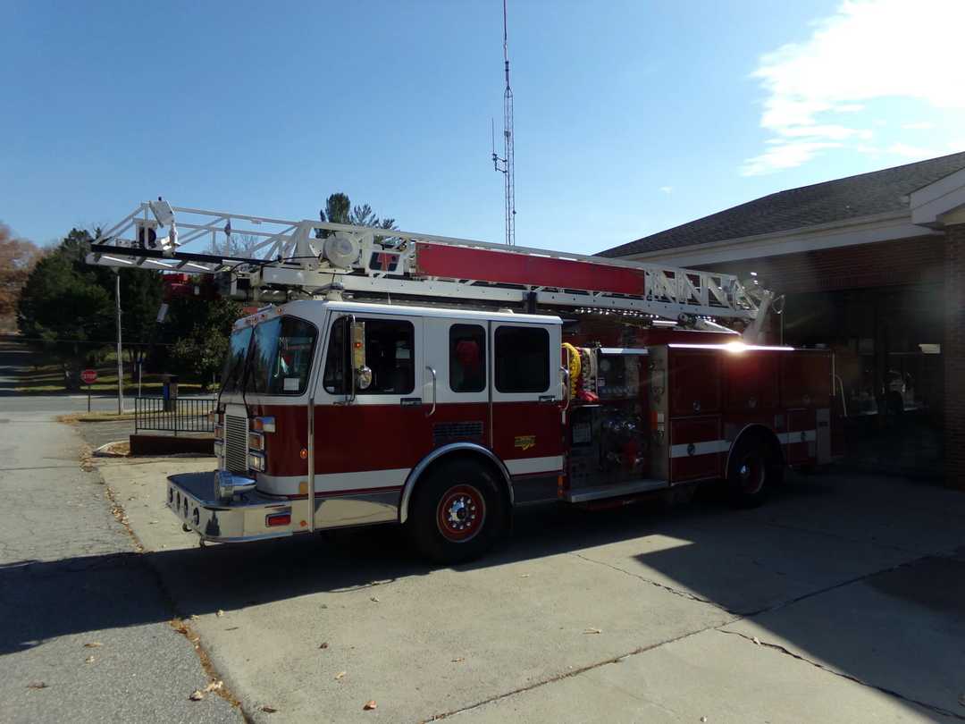 1991 Spartan AS-75 75' Aerial