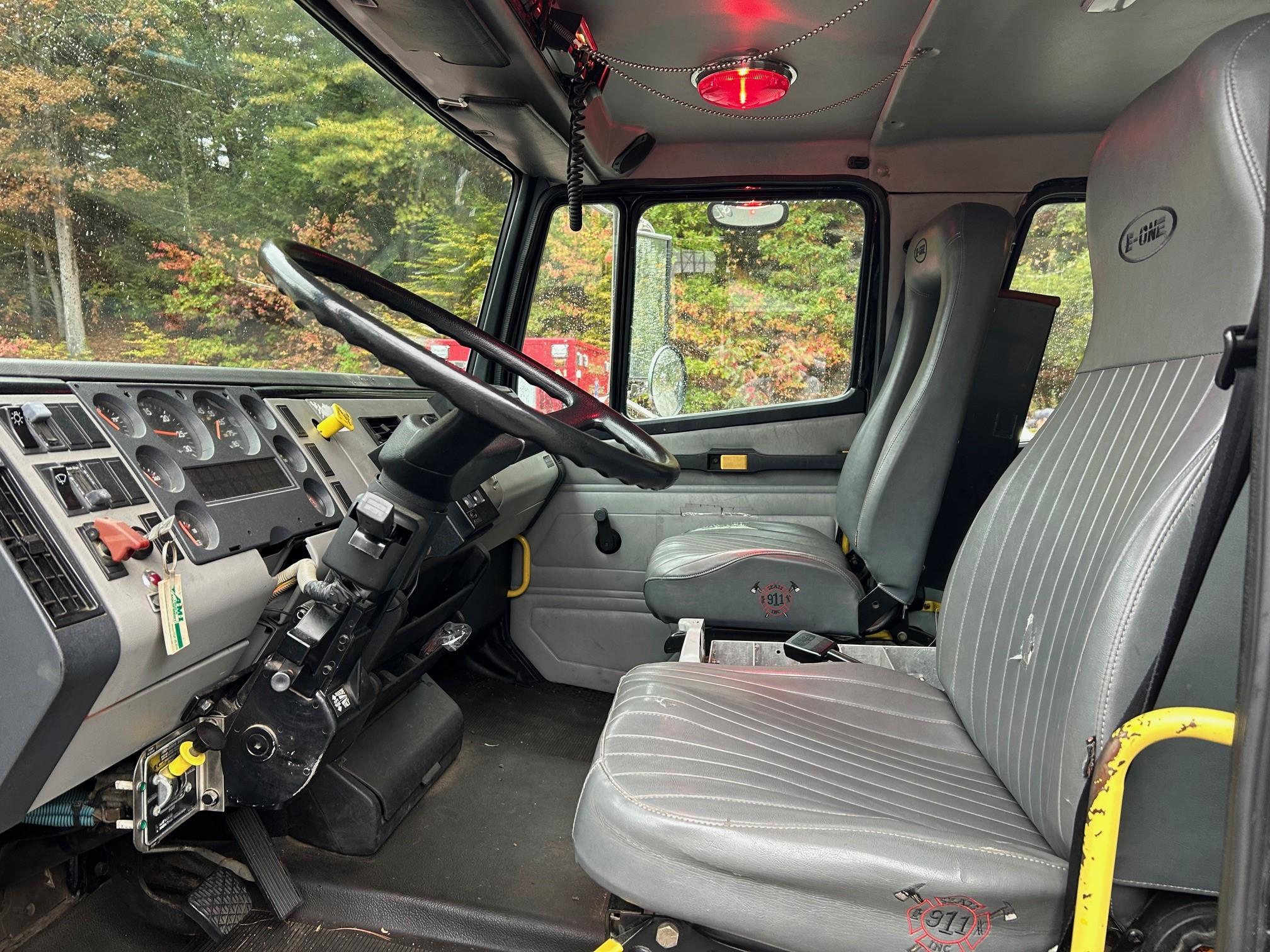 1996 Freightliner E-One Pumper - image 4
