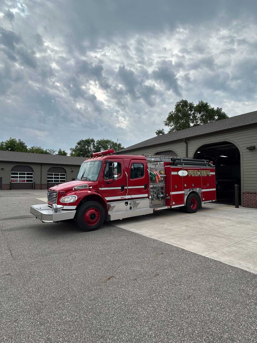 2004 Freightliner/E-One Engine
