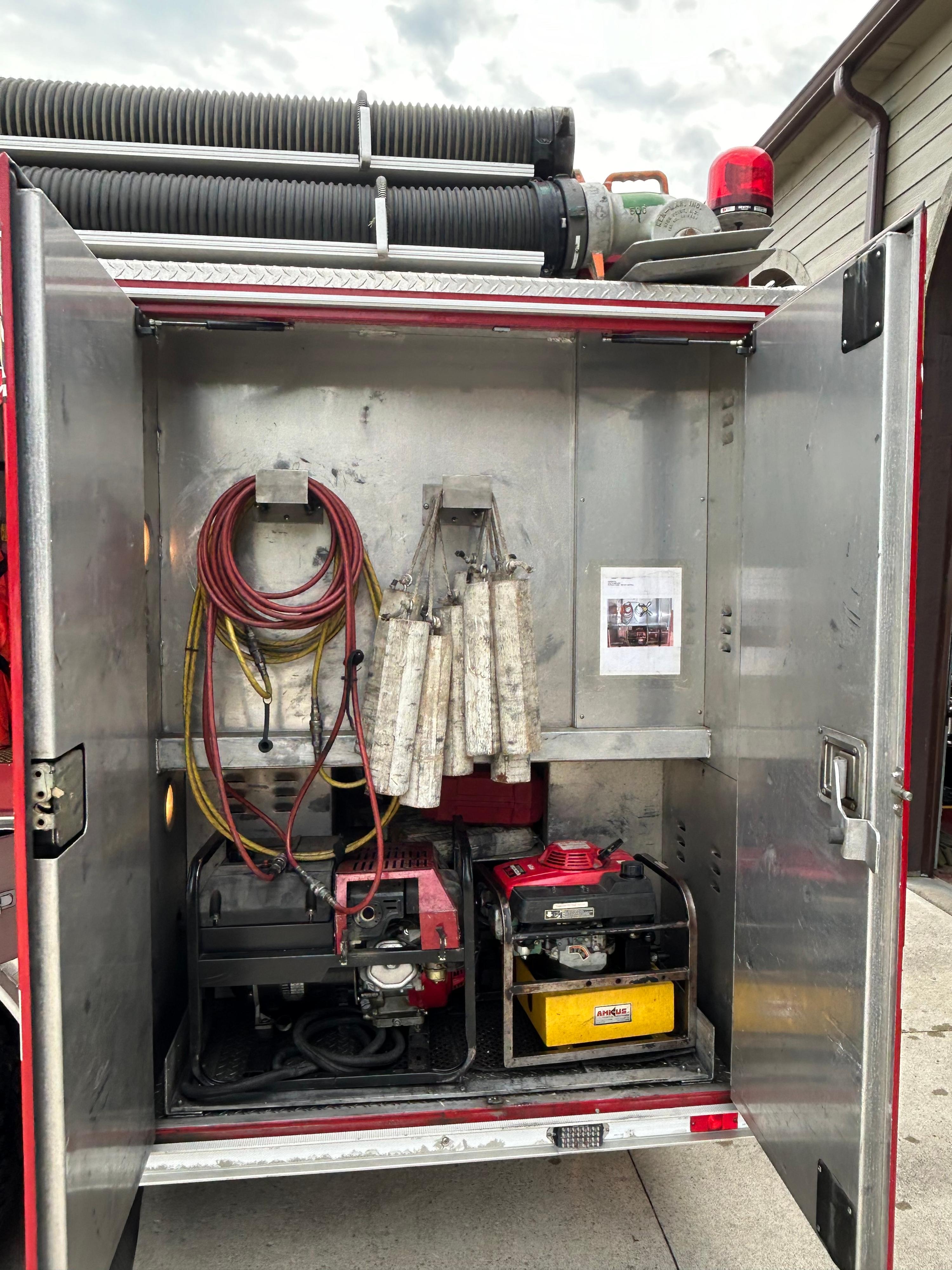 2004 Freightliner/E-One Engine - image 22