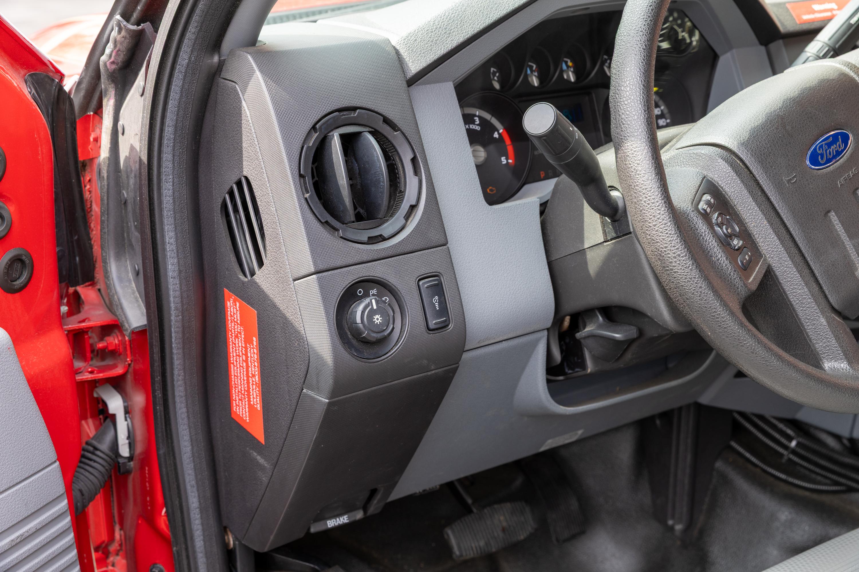 2014 Ford 4x4 Light Rescue - image 68